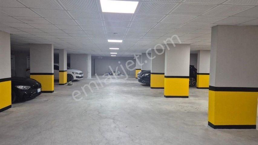 Kuşadası Ege Mahallesinde Bahçeli 3+1 Satılık Daire - Görsel 22