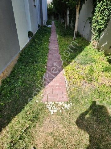 Kuşadası Ege Mahallesinde Bahçeli 3+1 Satılık Daire - Görsel 10