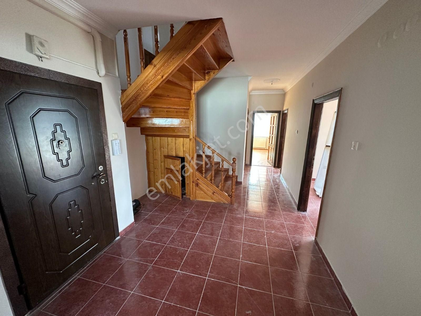 Trabzon Boztepe'de Kiralık Dubleks Daire - Görsel 24