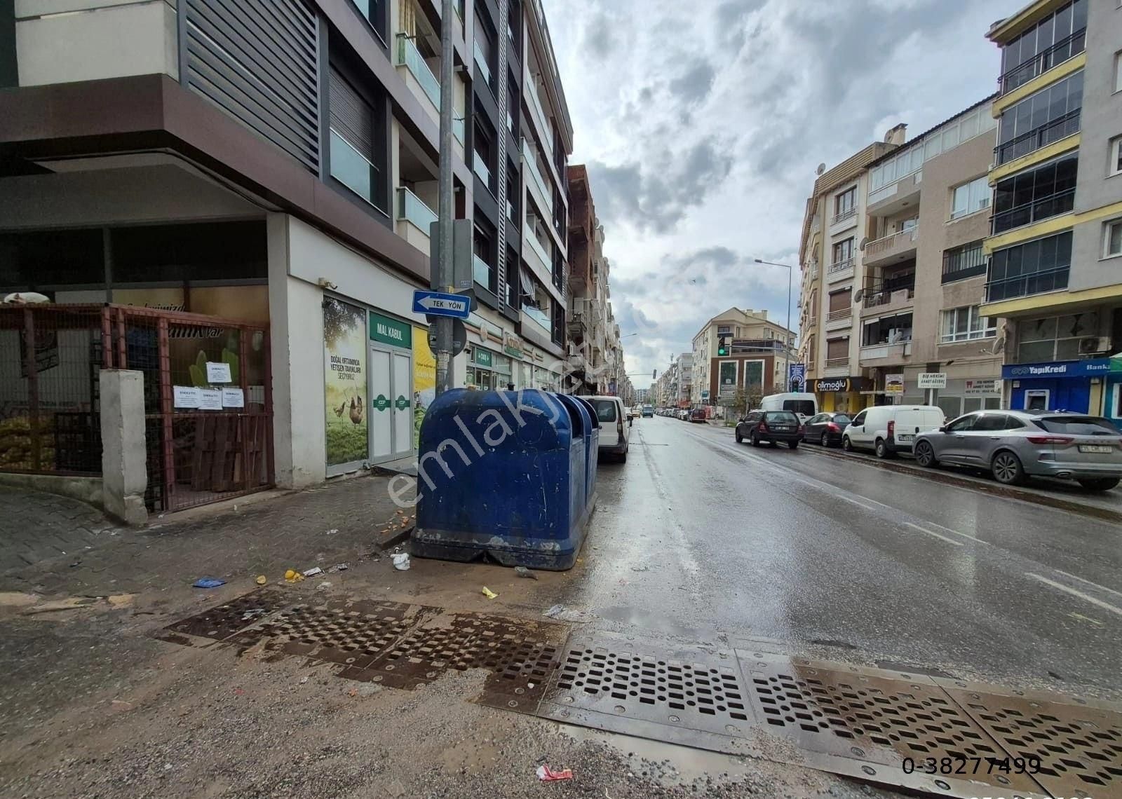 Bucalaleli Mah//menderes Caddesinde//uçanyolyanı/8yıllk/92m2/2+1/arakat Daire - Görsel 33