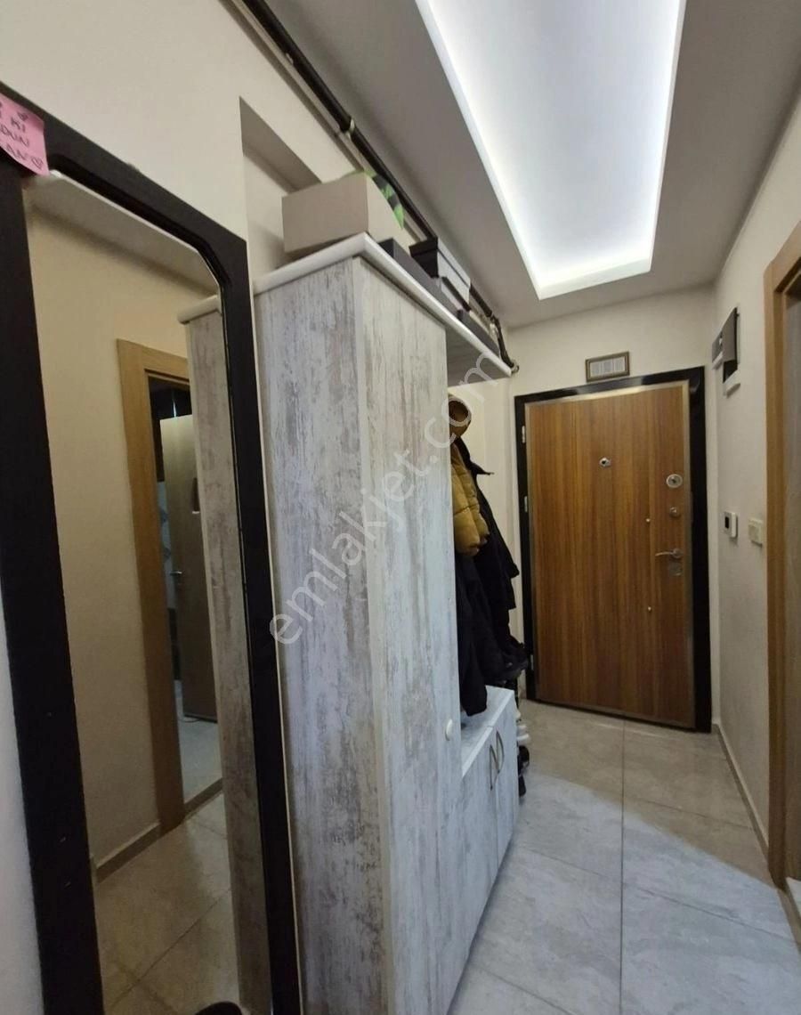 Bucalaleli Mah//menderes Caddesinde//uçanyolyanı/8yıllk/92m2/2+1/arakat Daire - Görsel 4