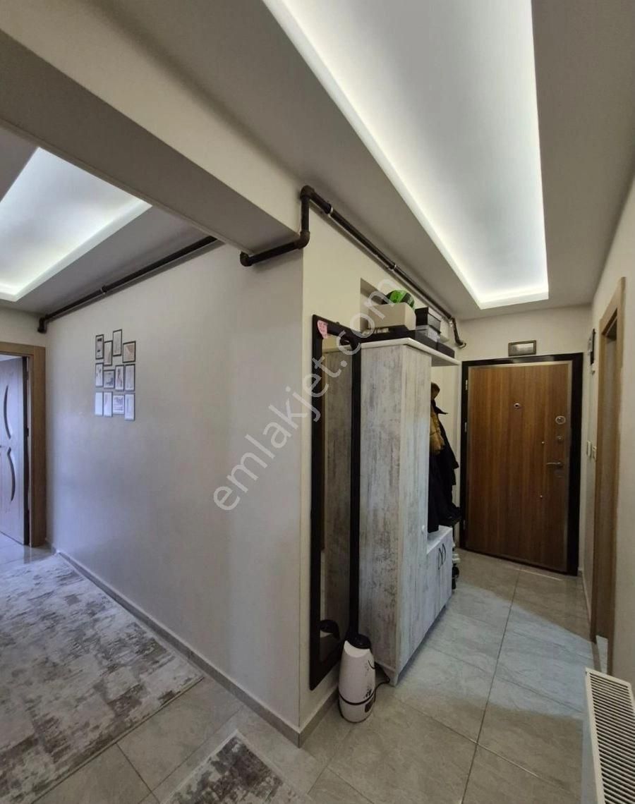 Bucalaleli Mah//menderes Caddesinde//uçanyolyanı/8yıllk/92m2/2+1/arakat Daire - Görsel 29