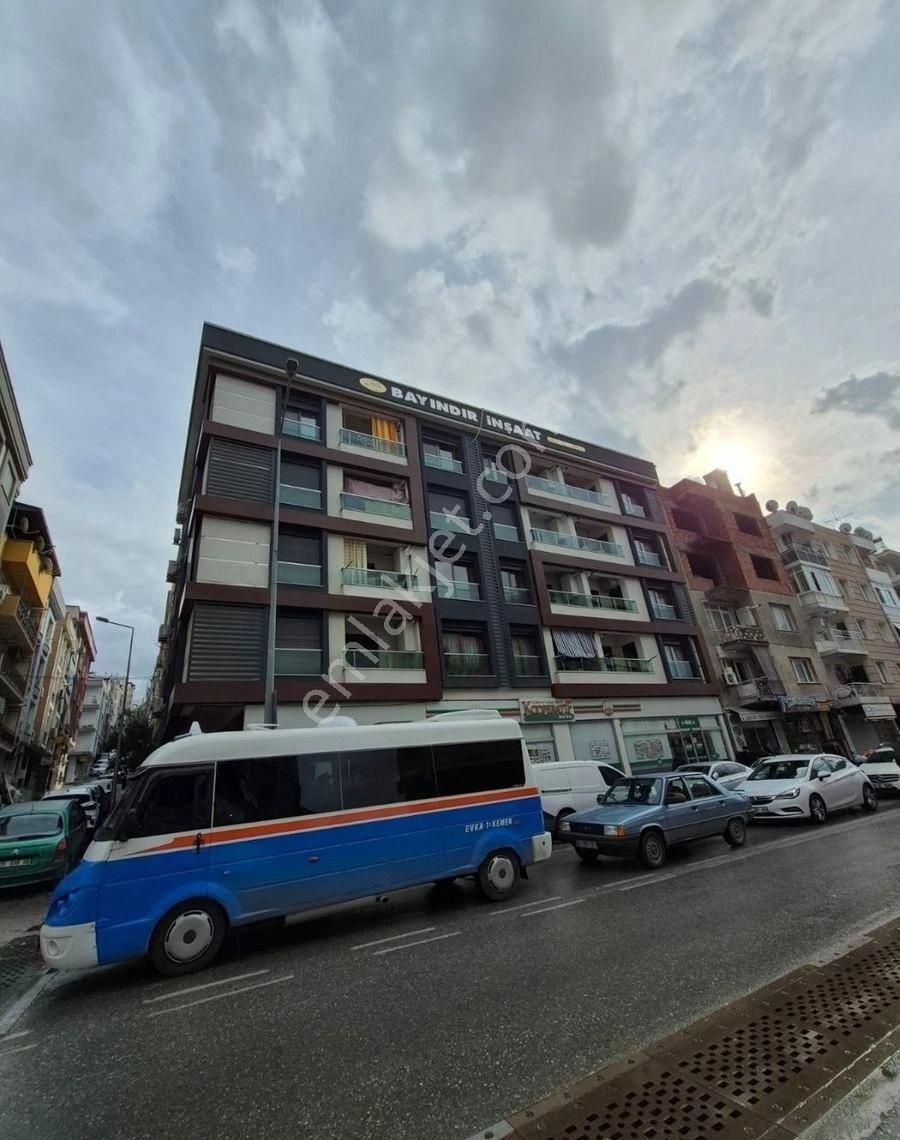 Bucalaleli Mah//menderes Caddesinde//uçanyolyanı/8yıllk/92m2/2+1/arakat Daire - Görsel 26