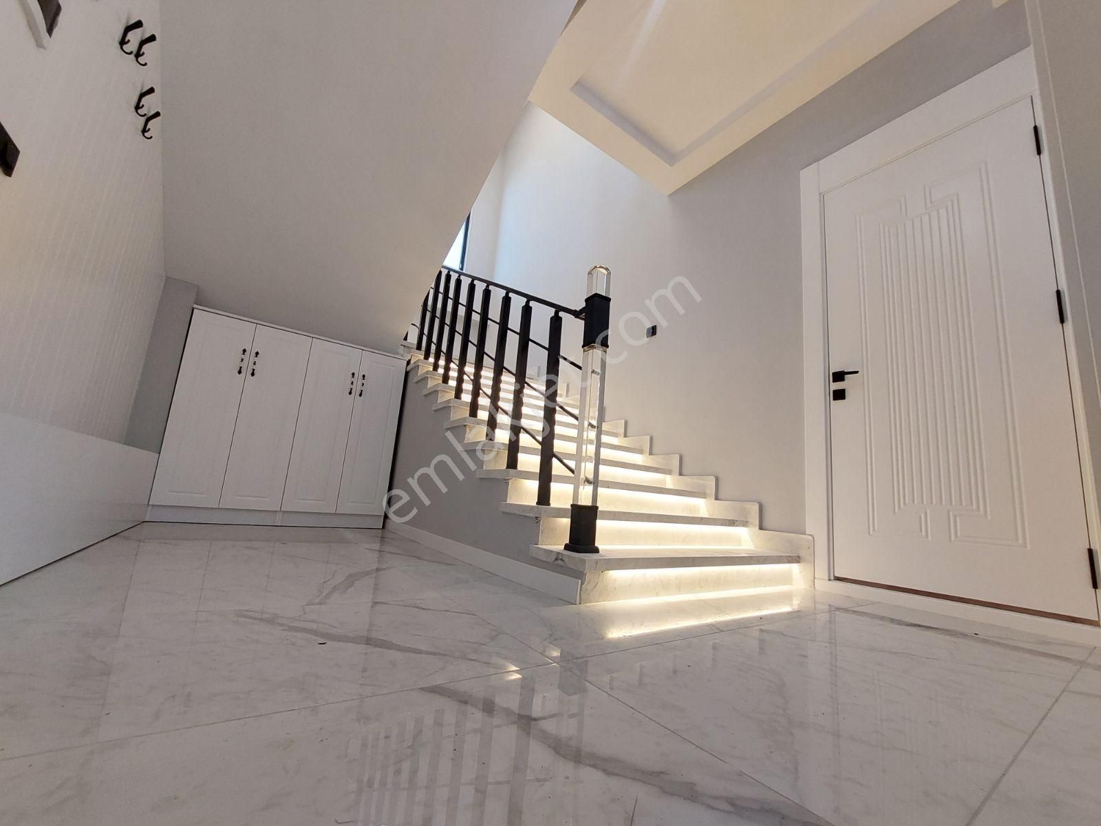 Venüs'den,güre Oteller Bölgesinde Geniş Bahçeli 2+1 Lüks Villa - Görsel 28