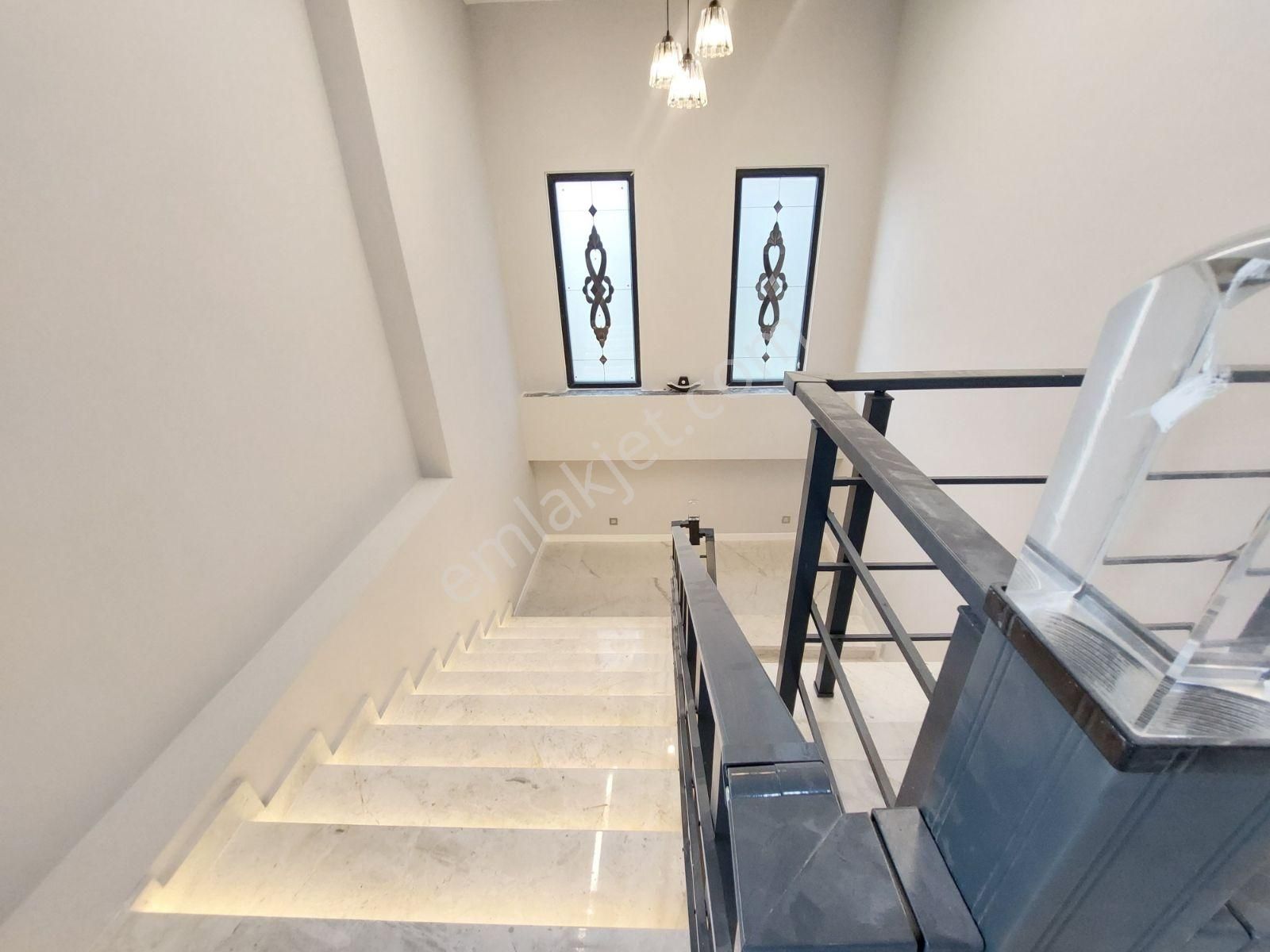 Venüs'den,güre Oteller Bölgesinde Geniş Bahçeli 2+1 Lüks Villa - Görsel 6