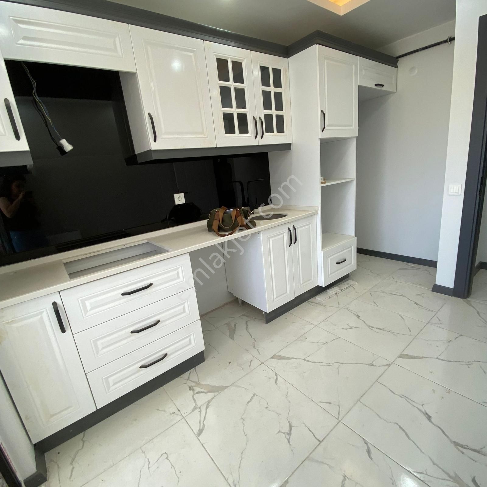 Çorlu Rumeli Mahallesinde Yüksek Giriş 2+1 Satılık Daire