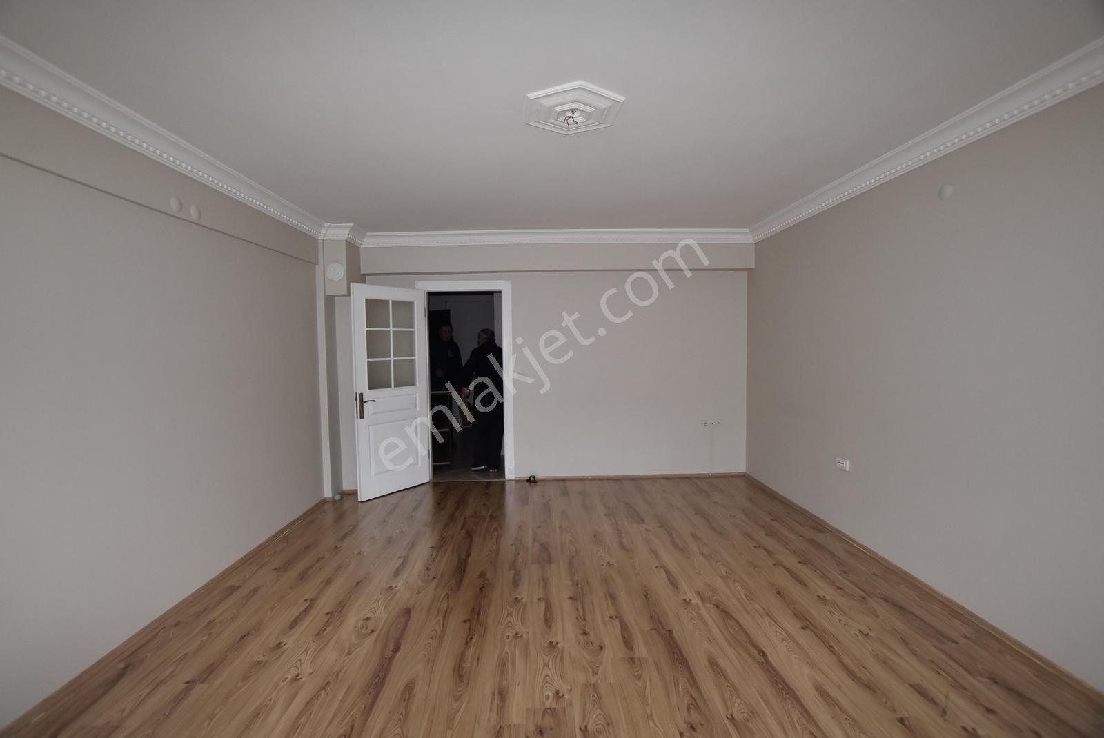 3+1 Ara Kat Asansörlü Daire - Görsel 7