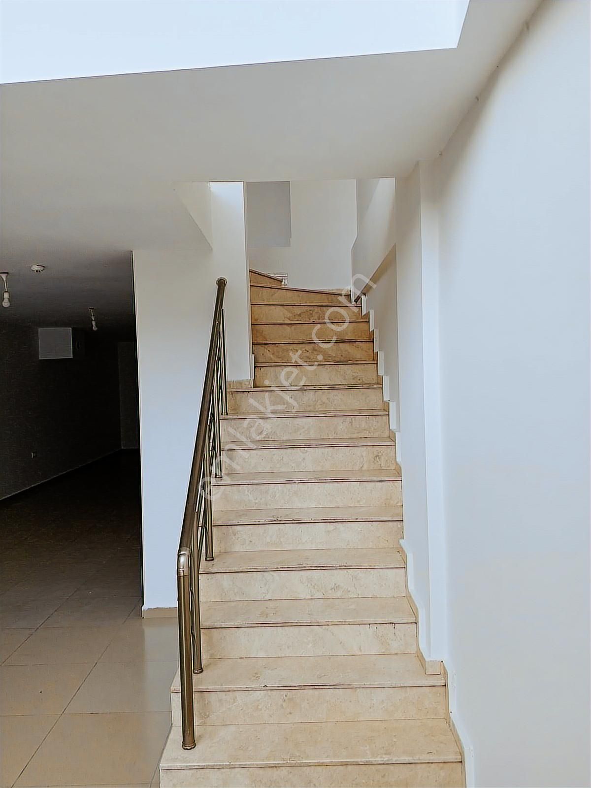 Kepez Habibler Mahallesi Ana Cad Üzeri 3 Katlı Kiralık Dükkan - Görsel 4
