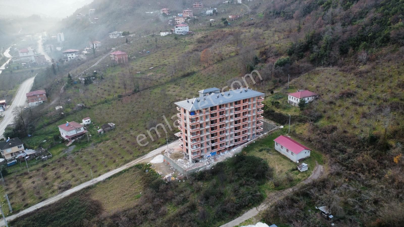 Trabzon Kaşüstü'nde Satılık 1+1 Daire (%50 Peşin + 10 Taksit)