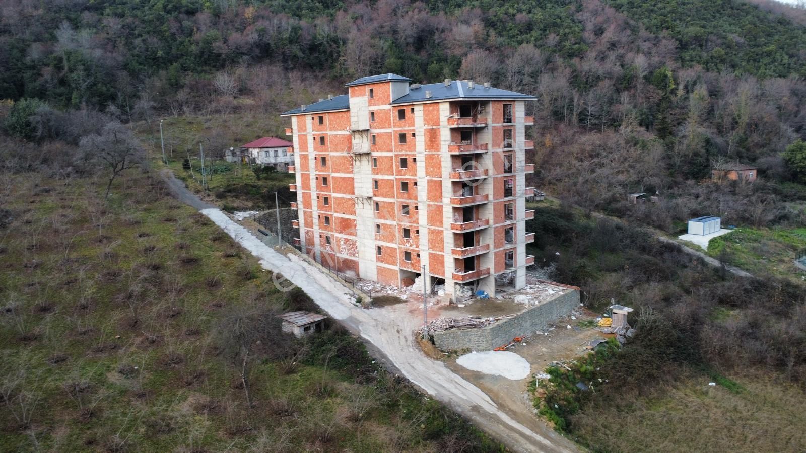 Trabzon Kaşüstü'nde Satılık 1+1 Daire (%50 Peşin + 10 Taksit) - Görsel 4