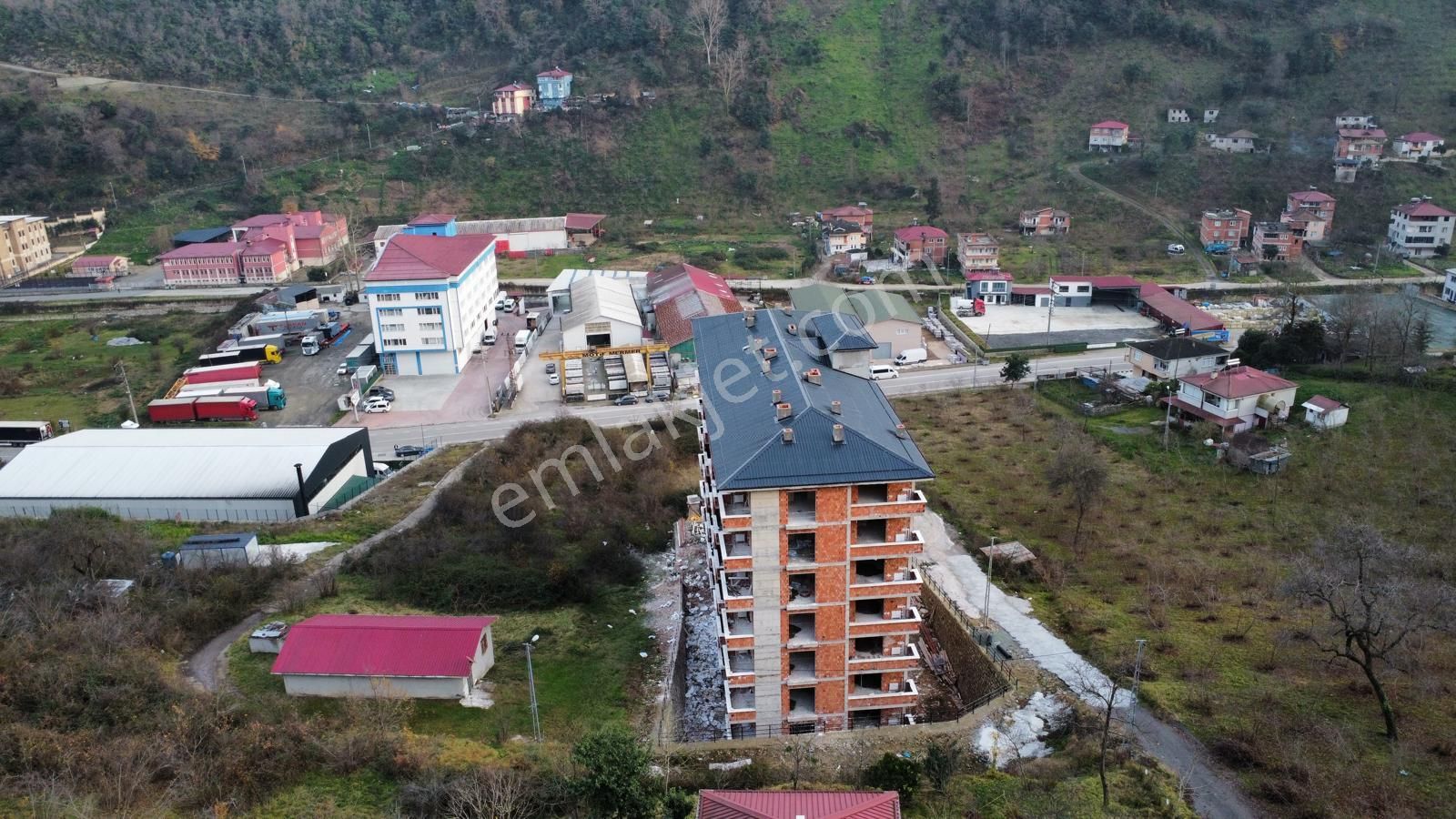 Trabzon Kaşüstü'nde Satılık 1+1 Daire (%50 Peşin + 10 Taksit) - Görsel 13