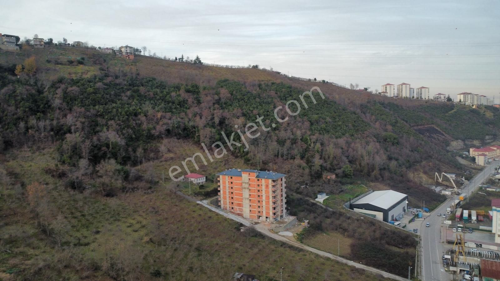 Trabzon Kaşüstü'nde Satılık 1+1 Daire (%50 Peşin + 10 Taksit) - Görsel 14