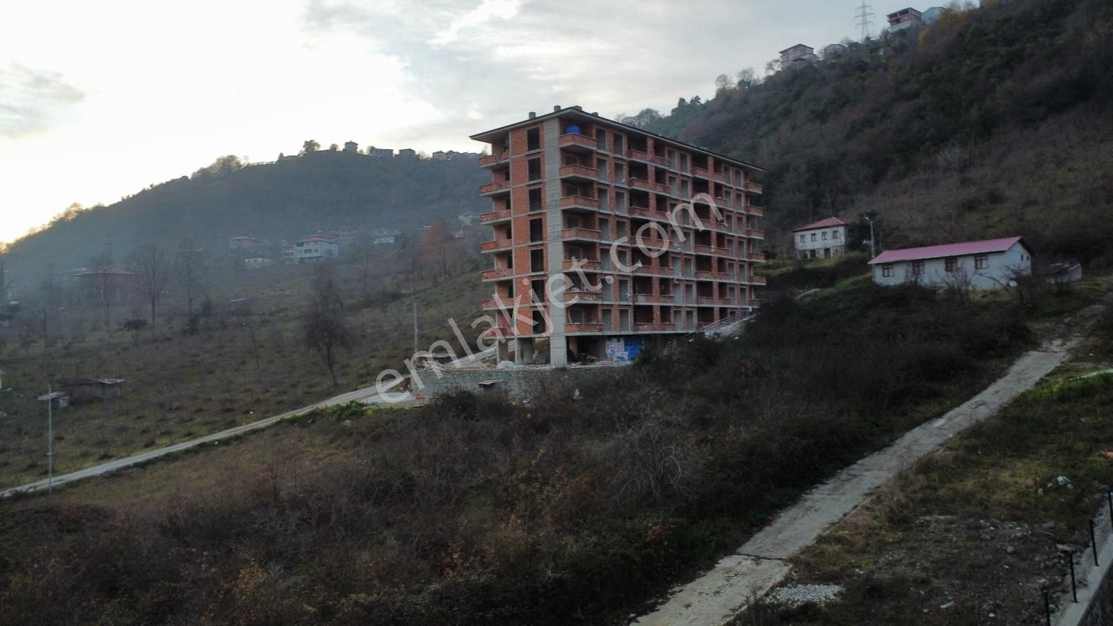 Trabzon Kaşüstü'nde Satılık 1+1 Daire (%50 Peşin + 10 Taksit) - Görsel 21