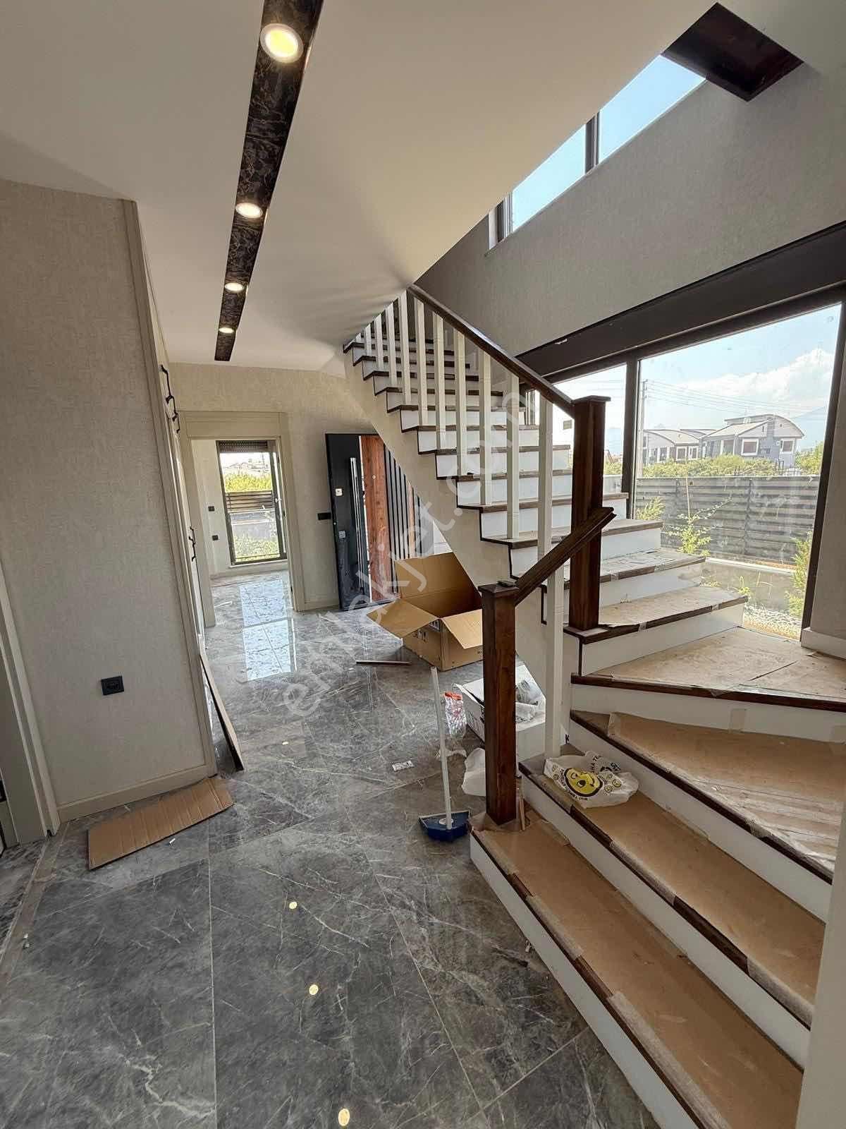 Döşemealtı Altınkalede Lüks Villa - Görsel 23