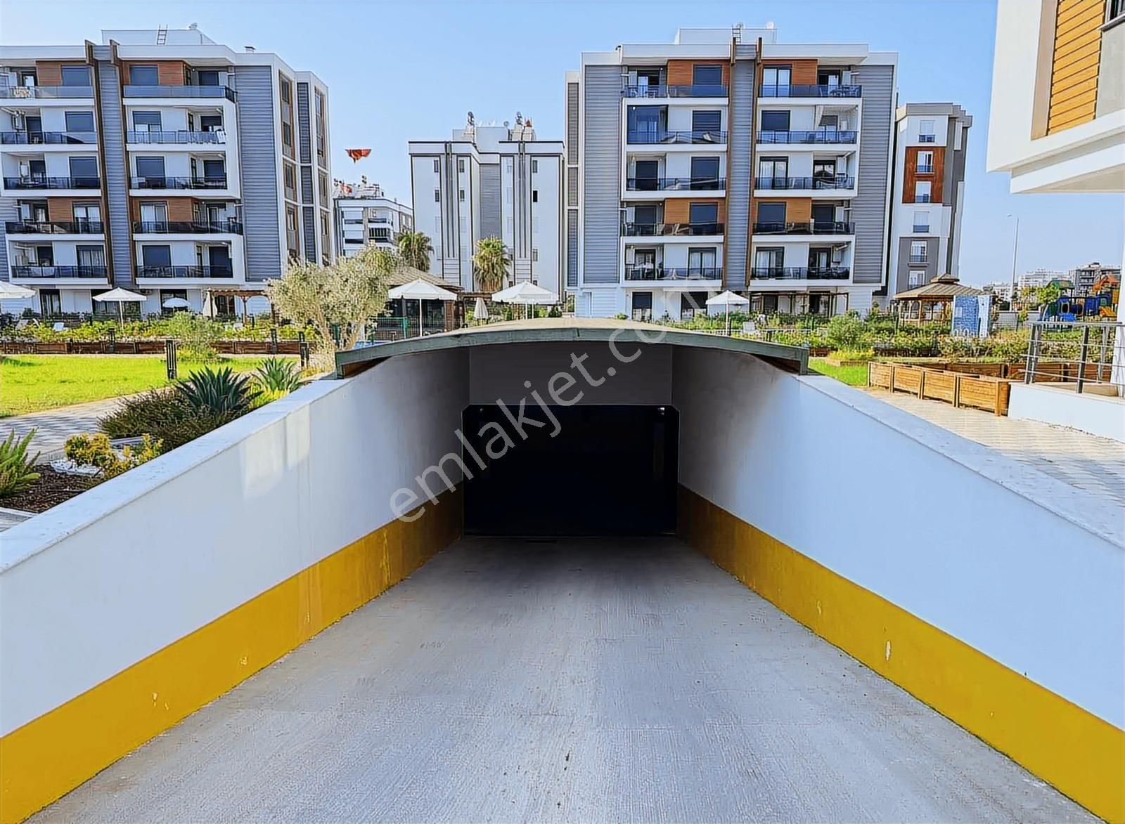 Satılık Daire 2+1 Bahçe Katı Göksu Mahallesi Kepez Liva Garden - Görsel 4