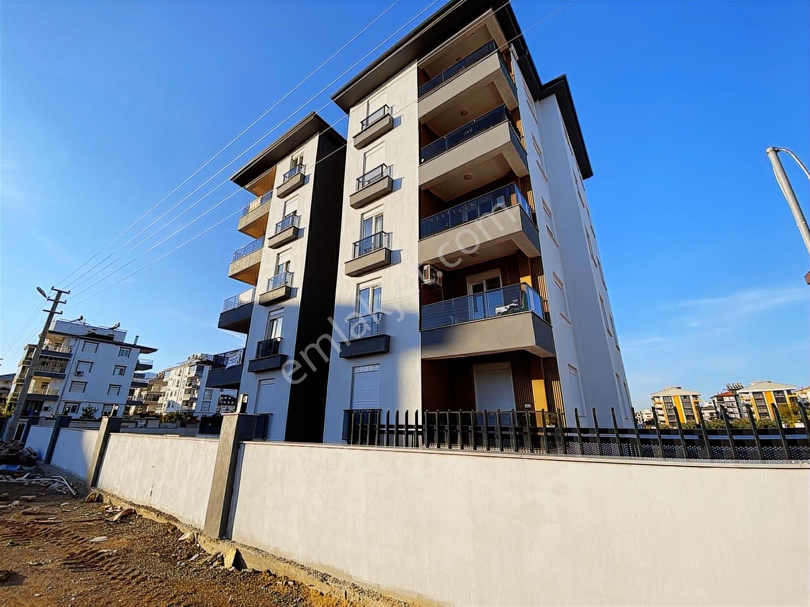 Satılık 2+1 Antalya Döşemealtı Yeniköy Merkezi Konumda - Görsel 11