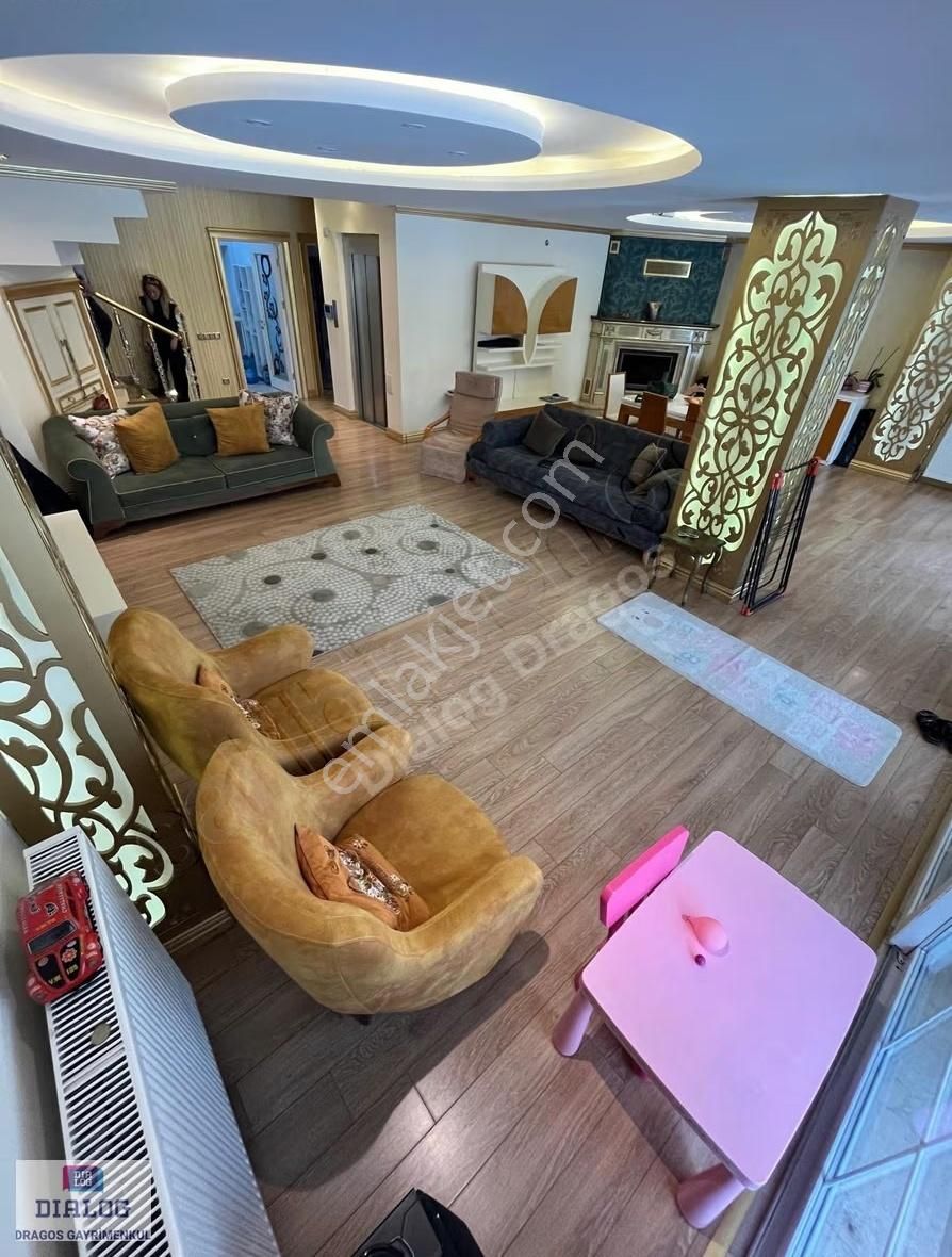 Tuzla Tepeören'de Doğa İle İç İçe Modern Lüks 7+2 Satılık Villa - Görsel 4