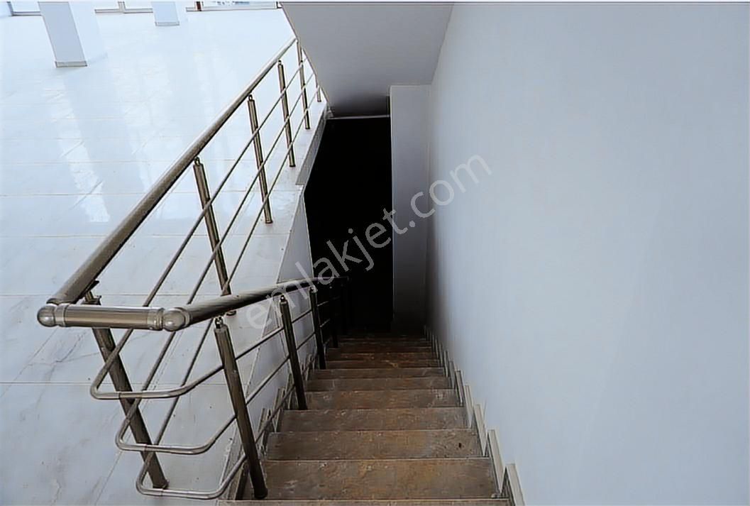 Kiralık Dükkan Döşemealtı Yeniköy 270m2 - Görsel 6