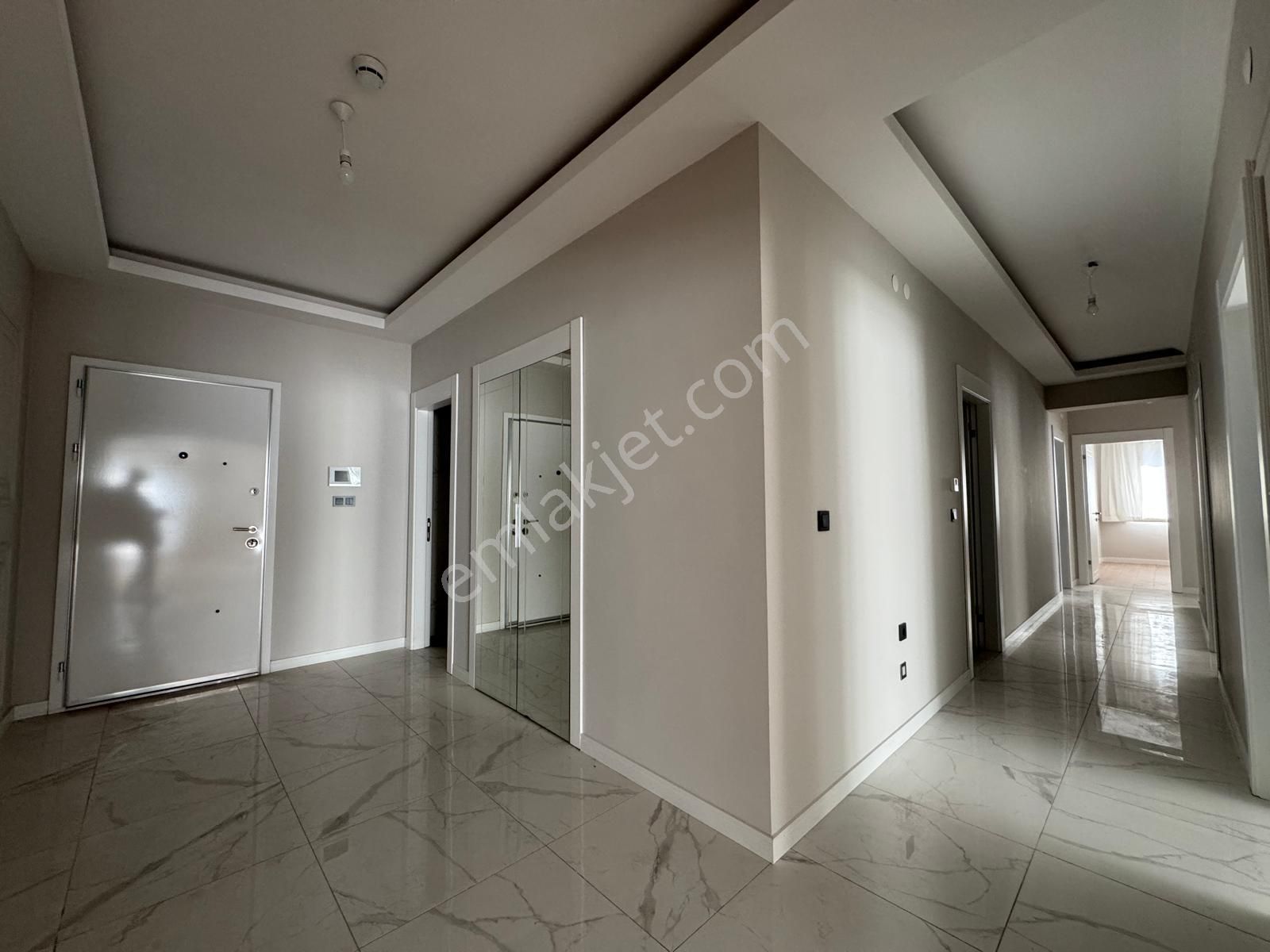 Yenimahalle Susuzda Site İçerisi Full Yapılı 4+1 Satılık Daire - Görsel 28