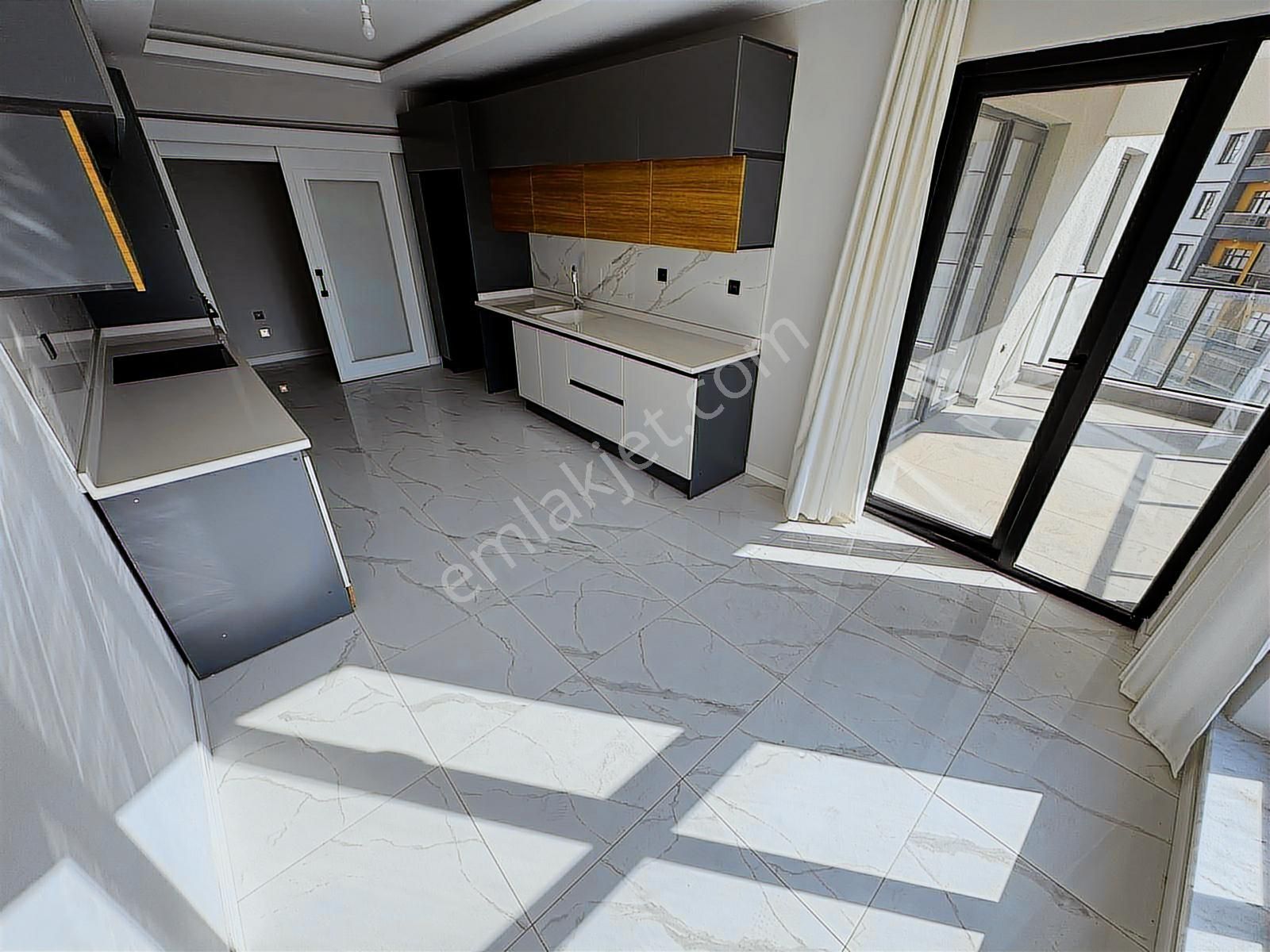 Yenimahalle Susuzda Site İçerisi Full Yapılı 4+1 Satılık Daire - Görsel 11