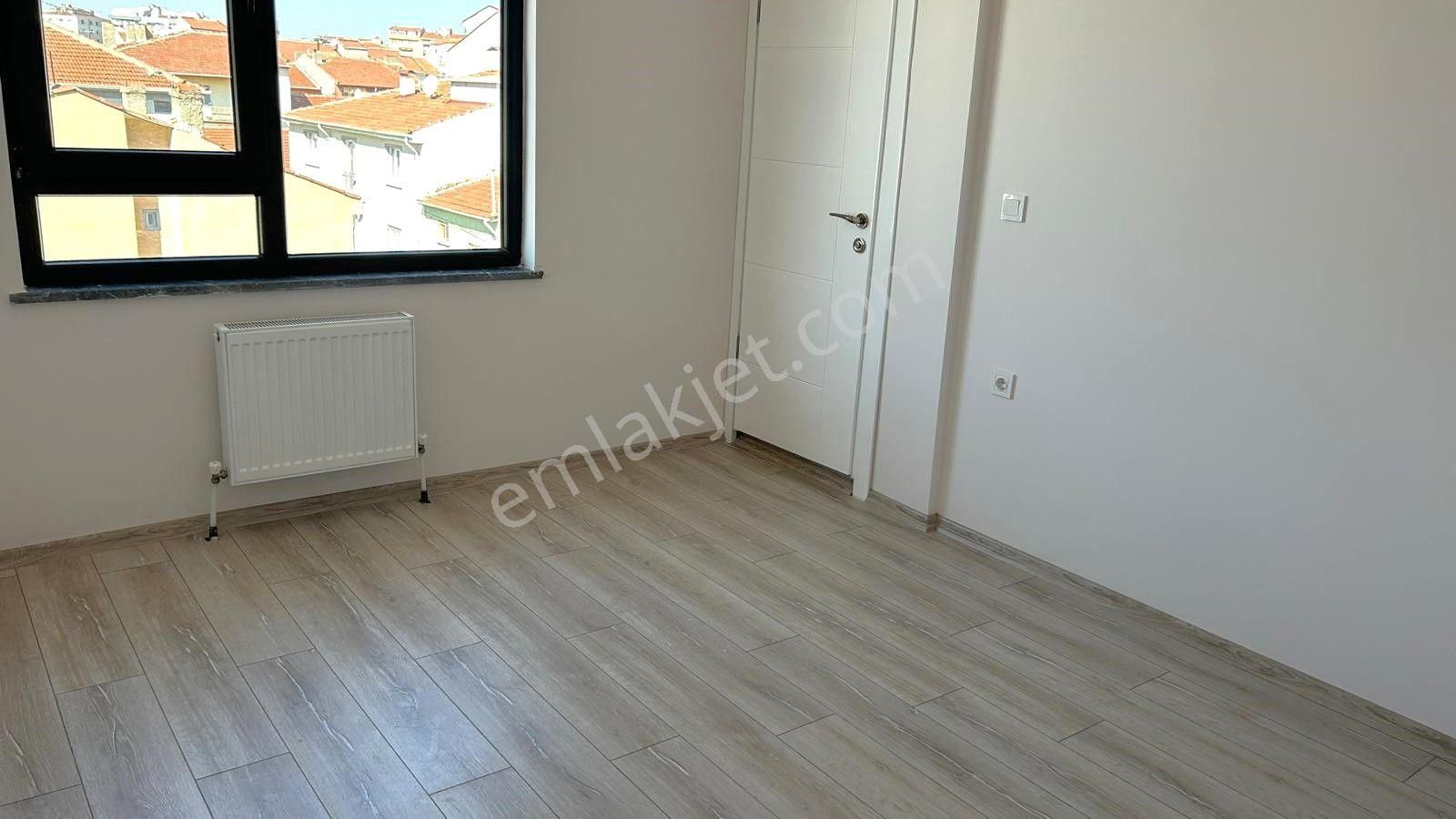 Recep Ümit Emlak'tan Şarhöyük Çarşı Merkezde[iskanlı] Satılık Özel Garajlı Sıfır 3+1 Daireler. - Görsel 23