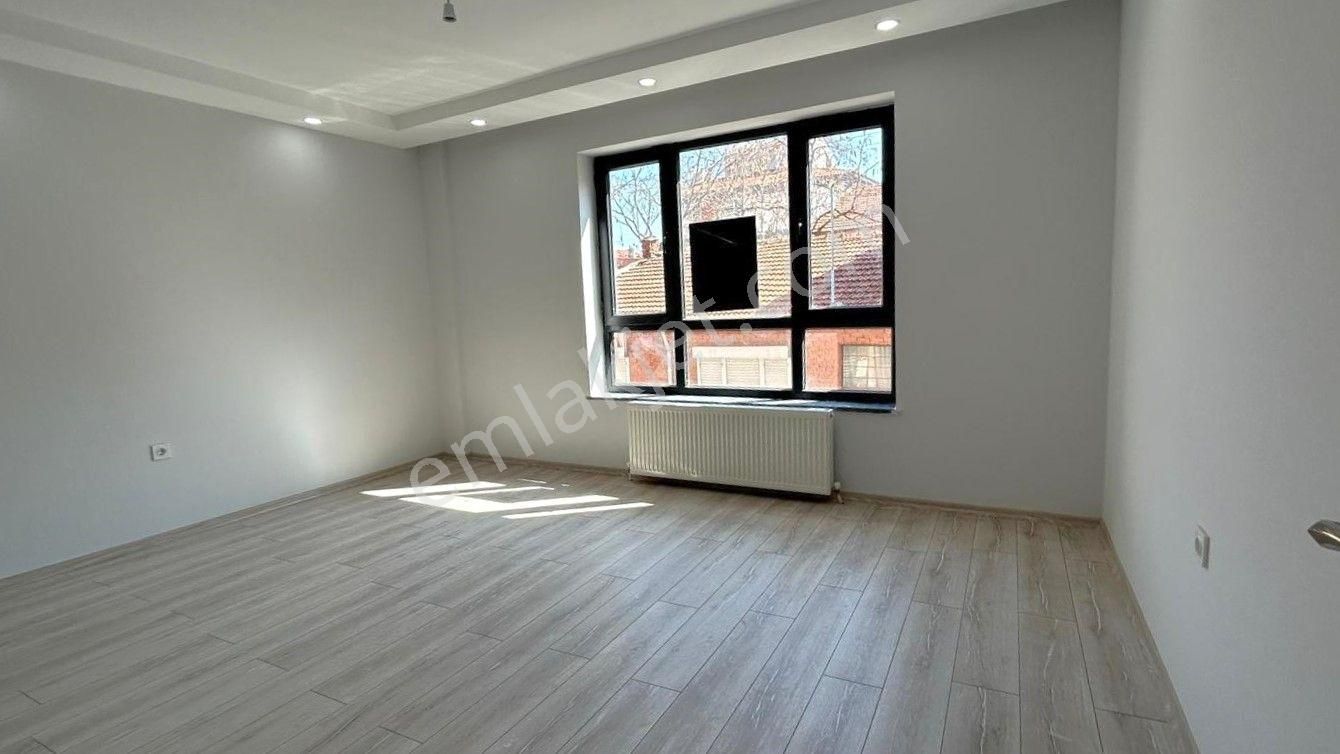 Recep Ümit Emlak'tan Şarhöyük Çarşı Merkezde[iskanlı] Satılık Özel Garajlı Sıfır 3+1 Daireler. - Görsel 8