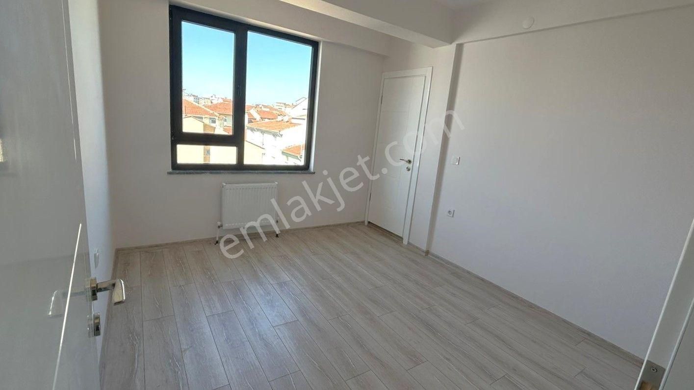 Recep Ümit Emlak'tan Şarhöyük Çarşı Merkezde[iskanlı] Satılık Özel Garajlı Sıfır 3+1 Daireler. - Görsel 15