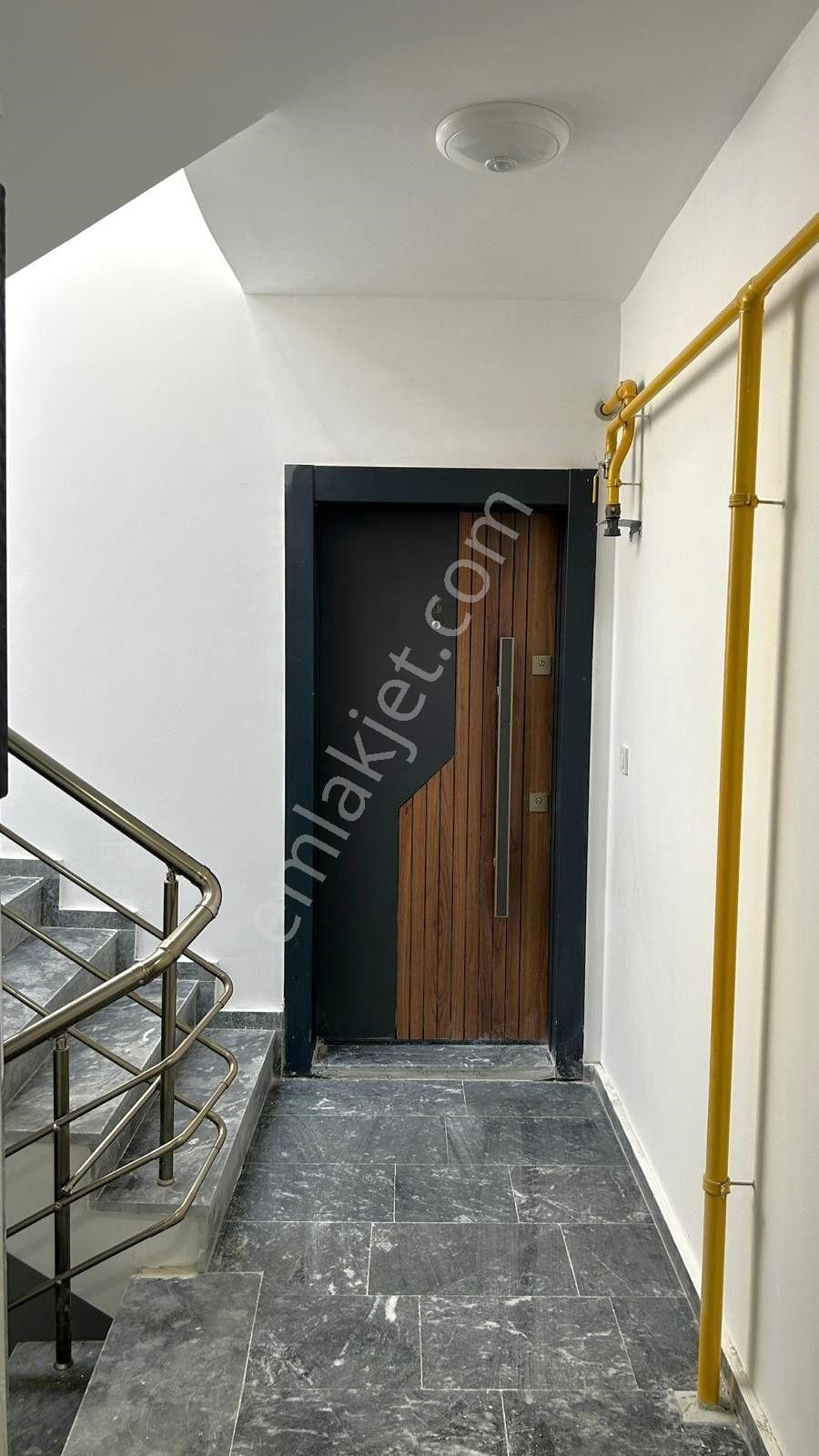 Recep Ümit Emlak'tan Şarhöyük Çarşı Merkezde[iskanlı] Satılık Özel Garajlı Sıfır 3+1 Daireler. - Görsel 32