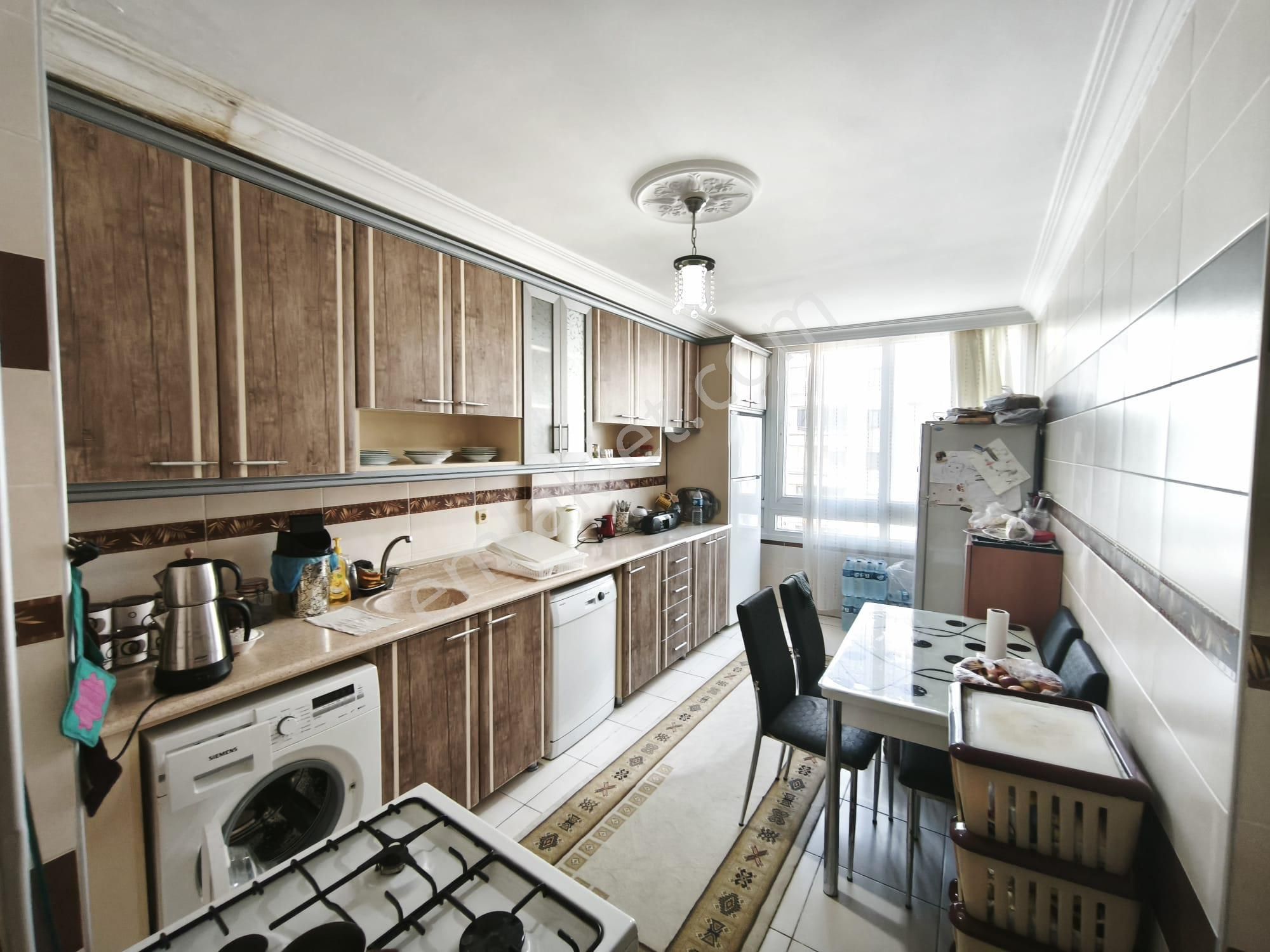 Esse Den Yurt Mahallesi Hayalpark Ta 3+1 Bulvar Üzeri Daire