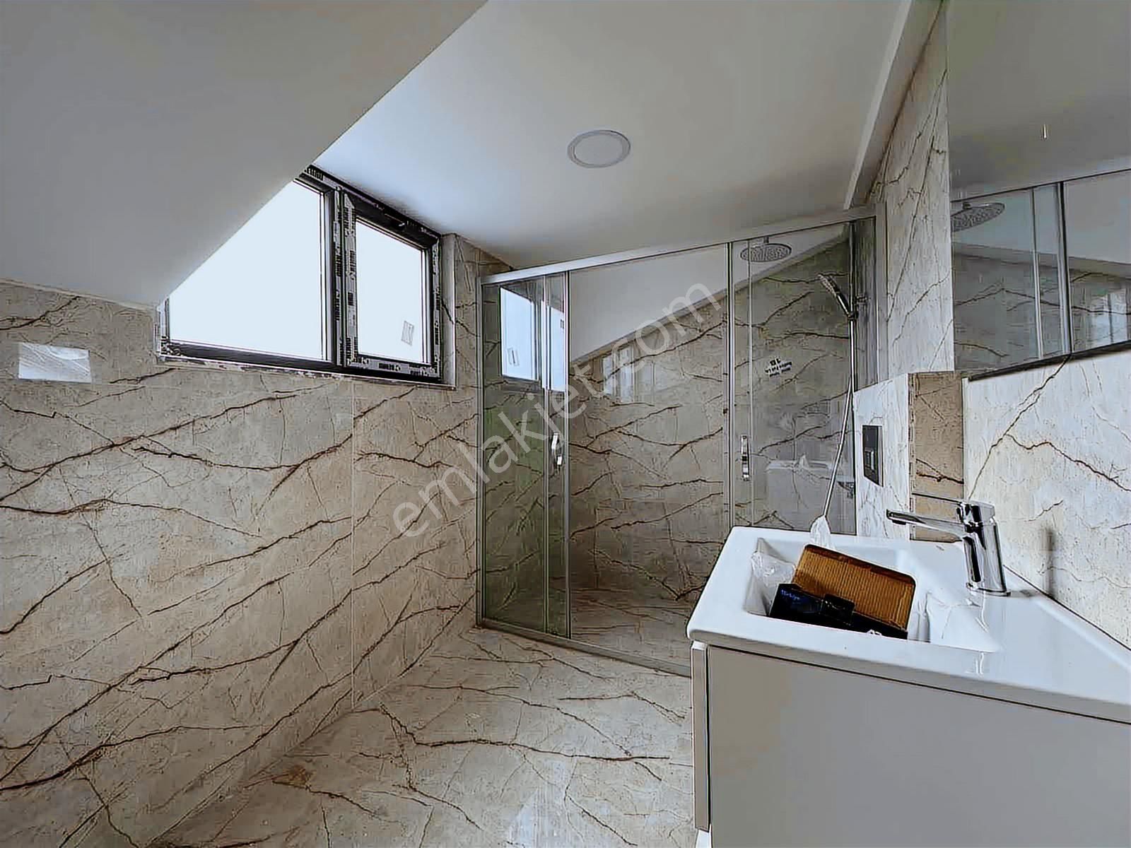 Güzeltepede Emsalsiz Muhteşem Konumda 4+1 Geniş Teraslı Dublex - Görsel 18