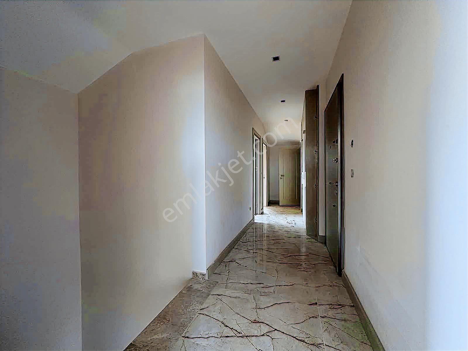 Güzeltepede Emsalsiz Muhteşem Konumda 4+1 Geniş Teraslı Dublex - Görsel 21