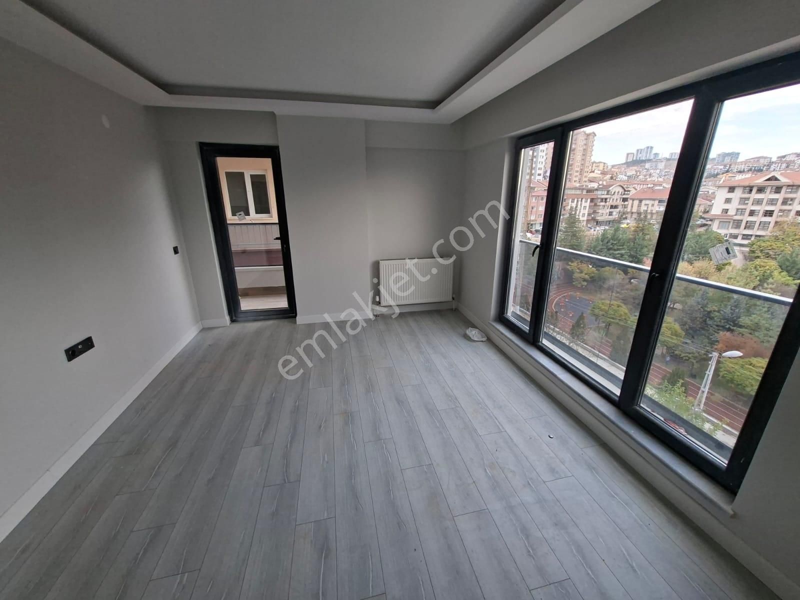 Melike Sokak'ta Mükemmel Konum Full Yapılı 5.kat Satılık 2+1 - Görsel 6