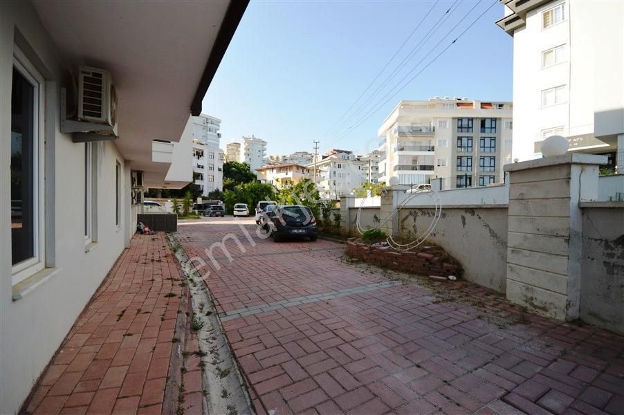 Alanya’nın Gözde Lokasyonunda Geniş Bahçeli 3+1 Daire - Görsel 18