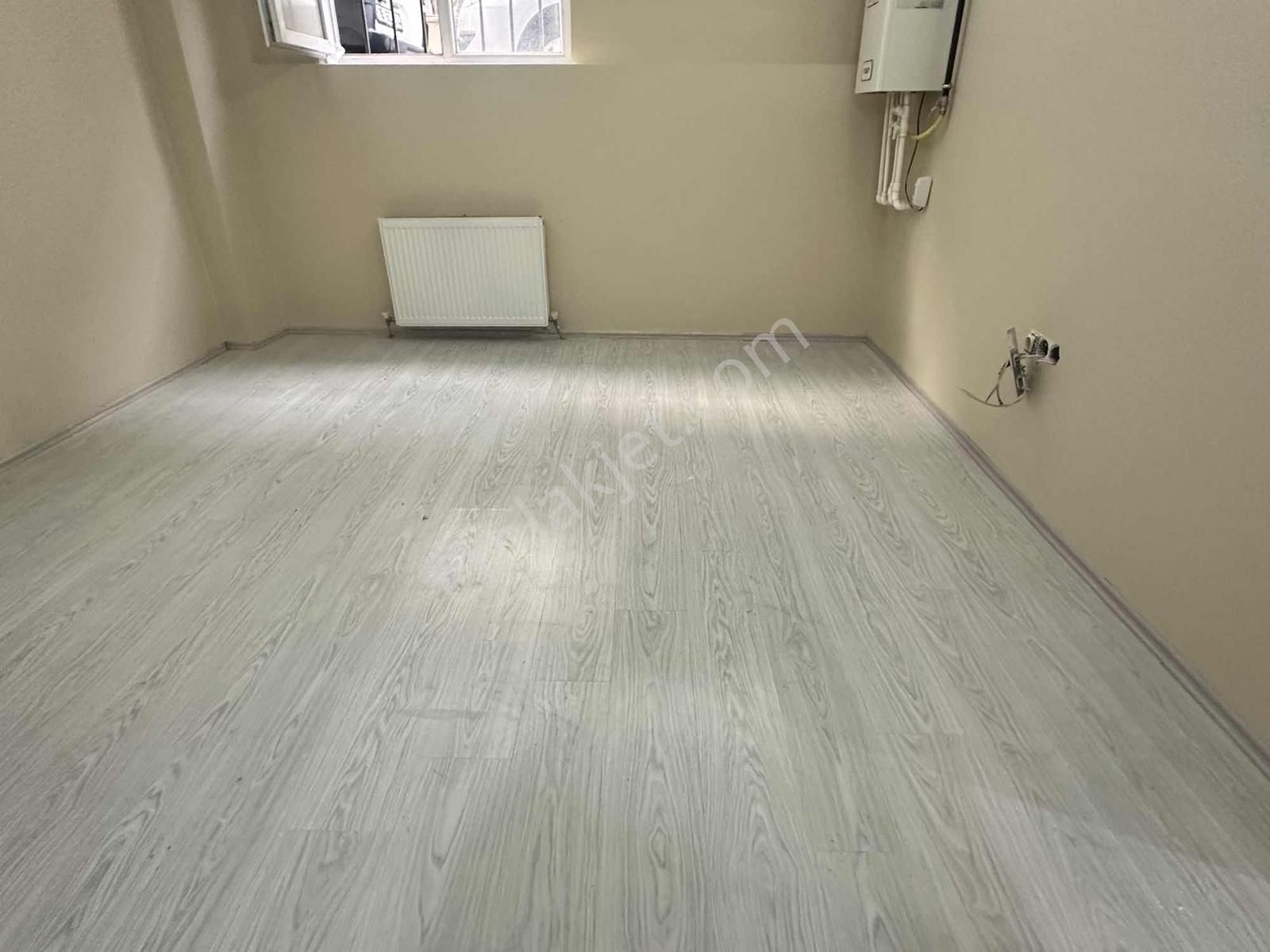 Emek De Satılık Geniş 1+1 Daire