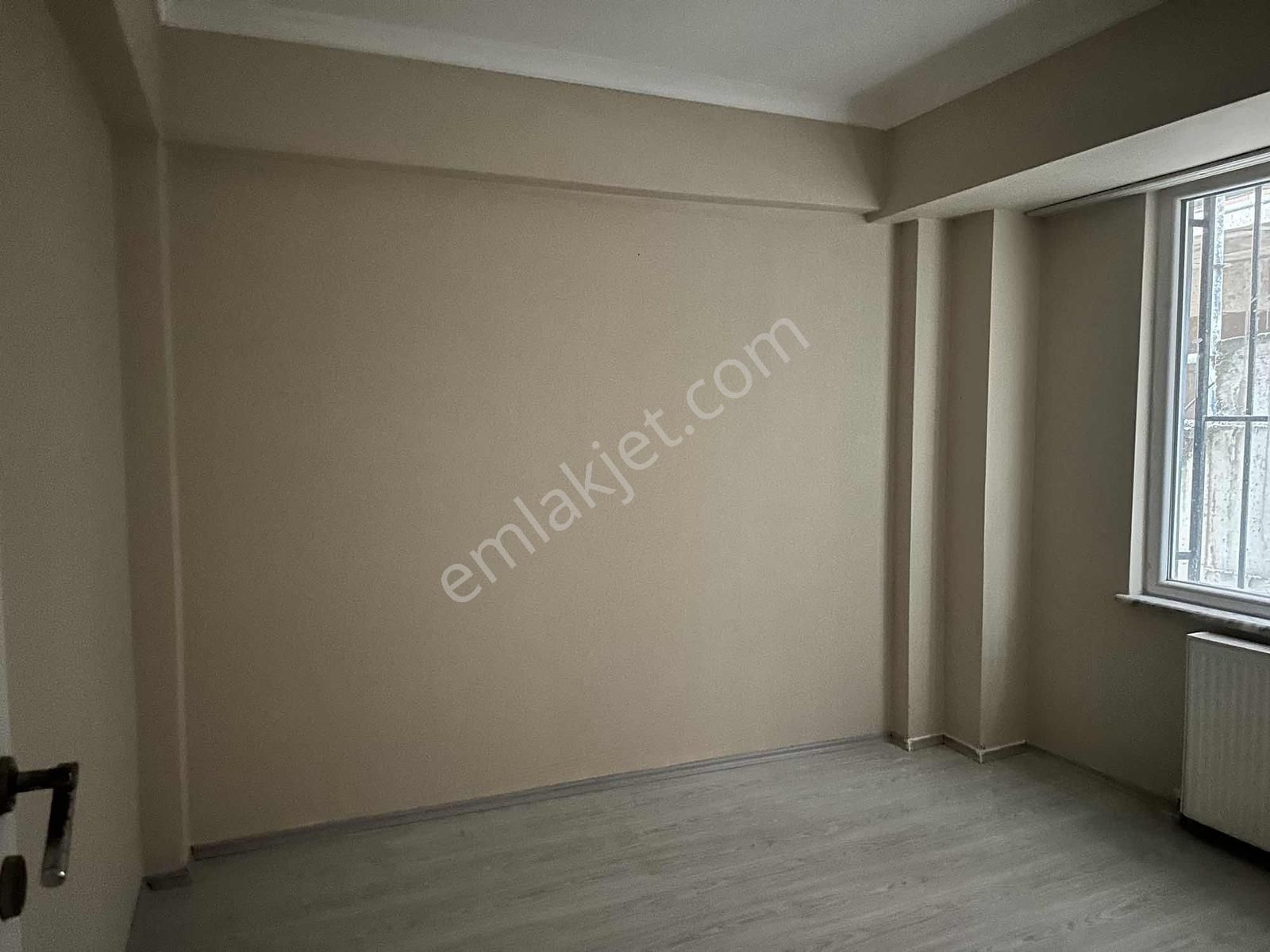 Emek De Satılık Geniş 1+1 Daire - Görsel 3