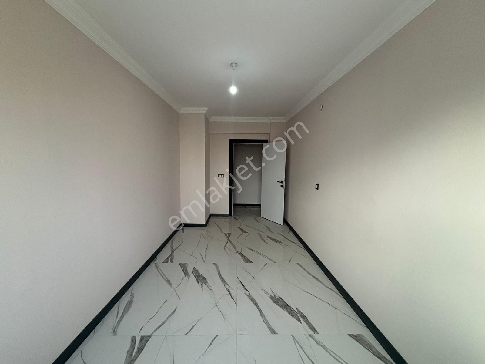 Fa Özbir'den Kızılpınar'da Balkonlu Açık Mutfaklı 2+1 Daire... - Görsel 9