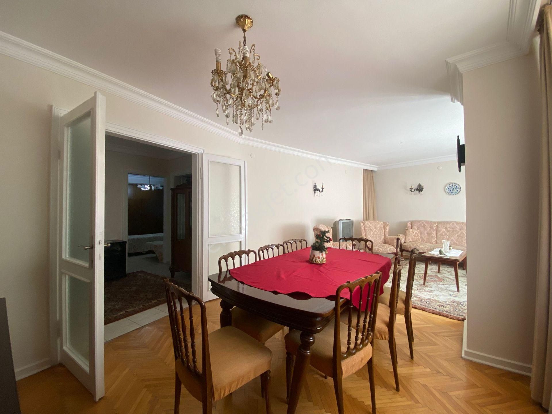 Çankaya Şehit Ersan Caddesinde Eşyalı 3+1 Kiralık Daire - Görsel 6