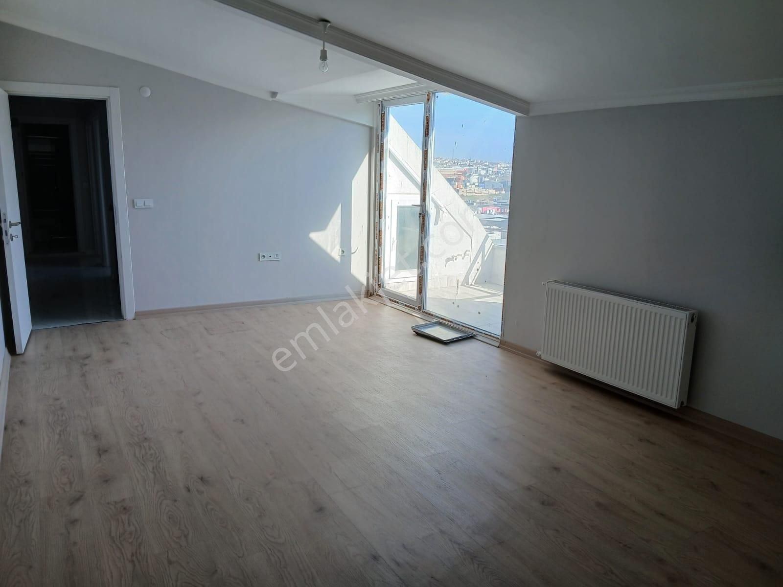 Beylikdüzü Yakuplu Liman Yolu Teraslı 4+2 Satılık Dublex - Görsel 14