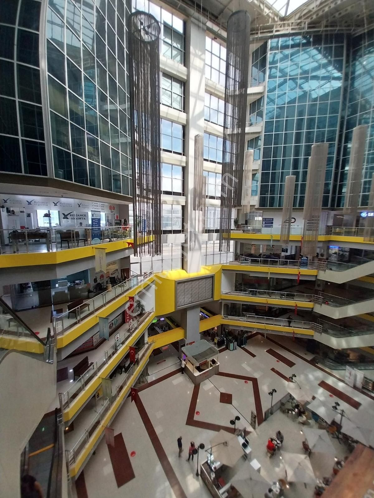 İstanbul Outlet Park İş Merkezi Her İşe Uygun Satılık 4 Dükkan - Görsel 4