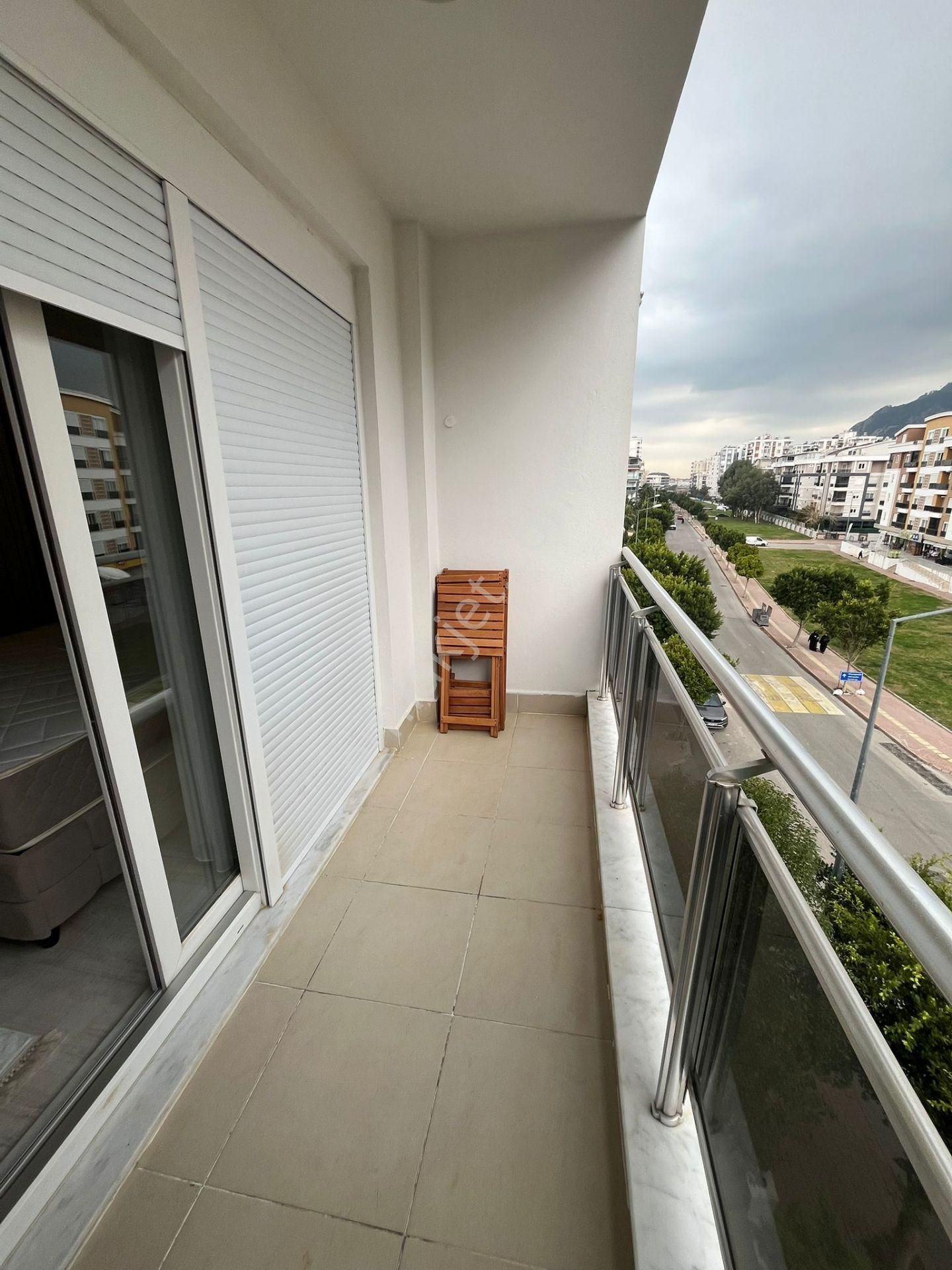 Güvensoy Dan Konyaaltı Hurma Mah Kiralık Sıfır Eşyalı 1+1 . - Görsel 16