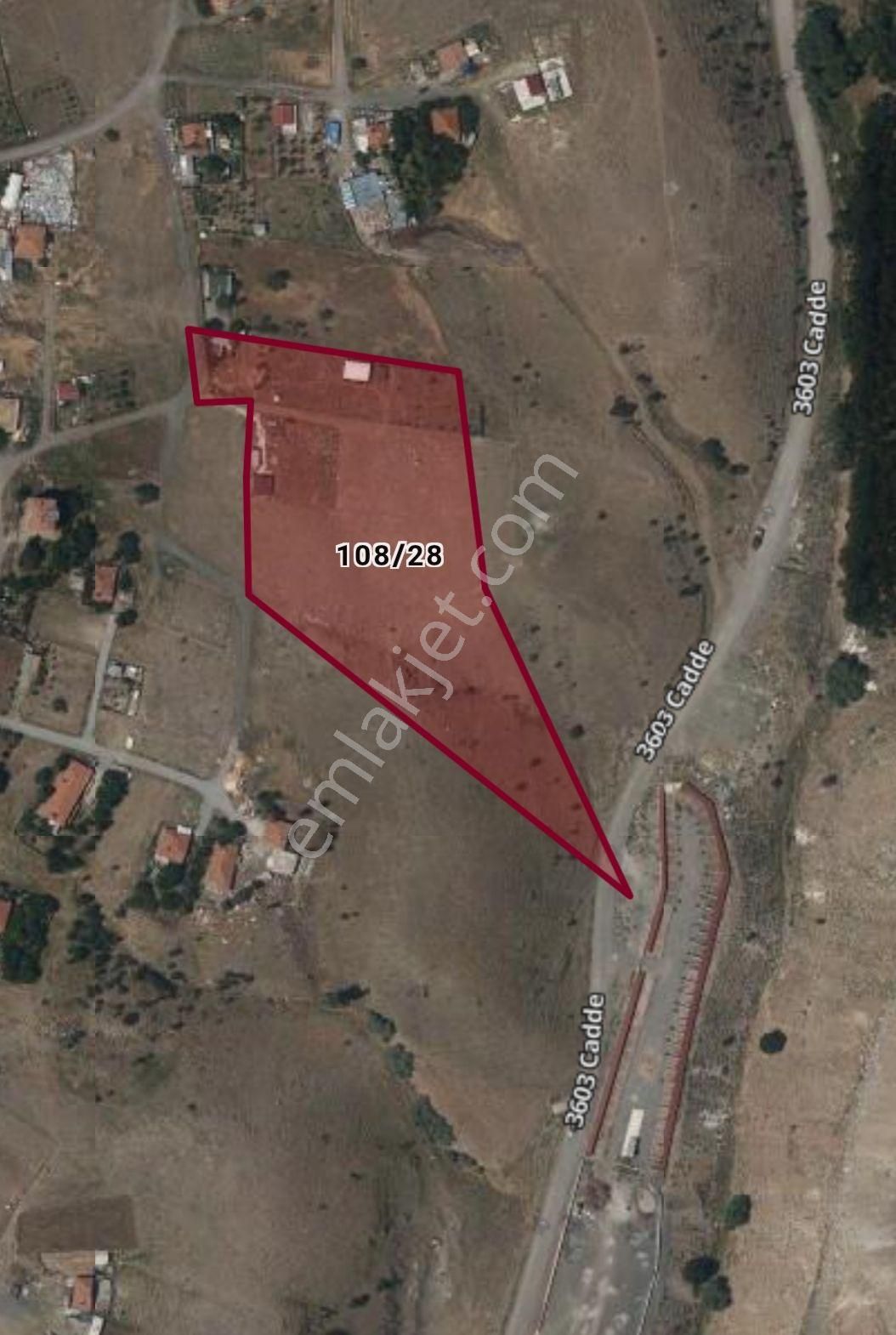 Ünsal'dan__yenimahalle-yakacık Mah__hisse Tapulu__1.000m2__tarla