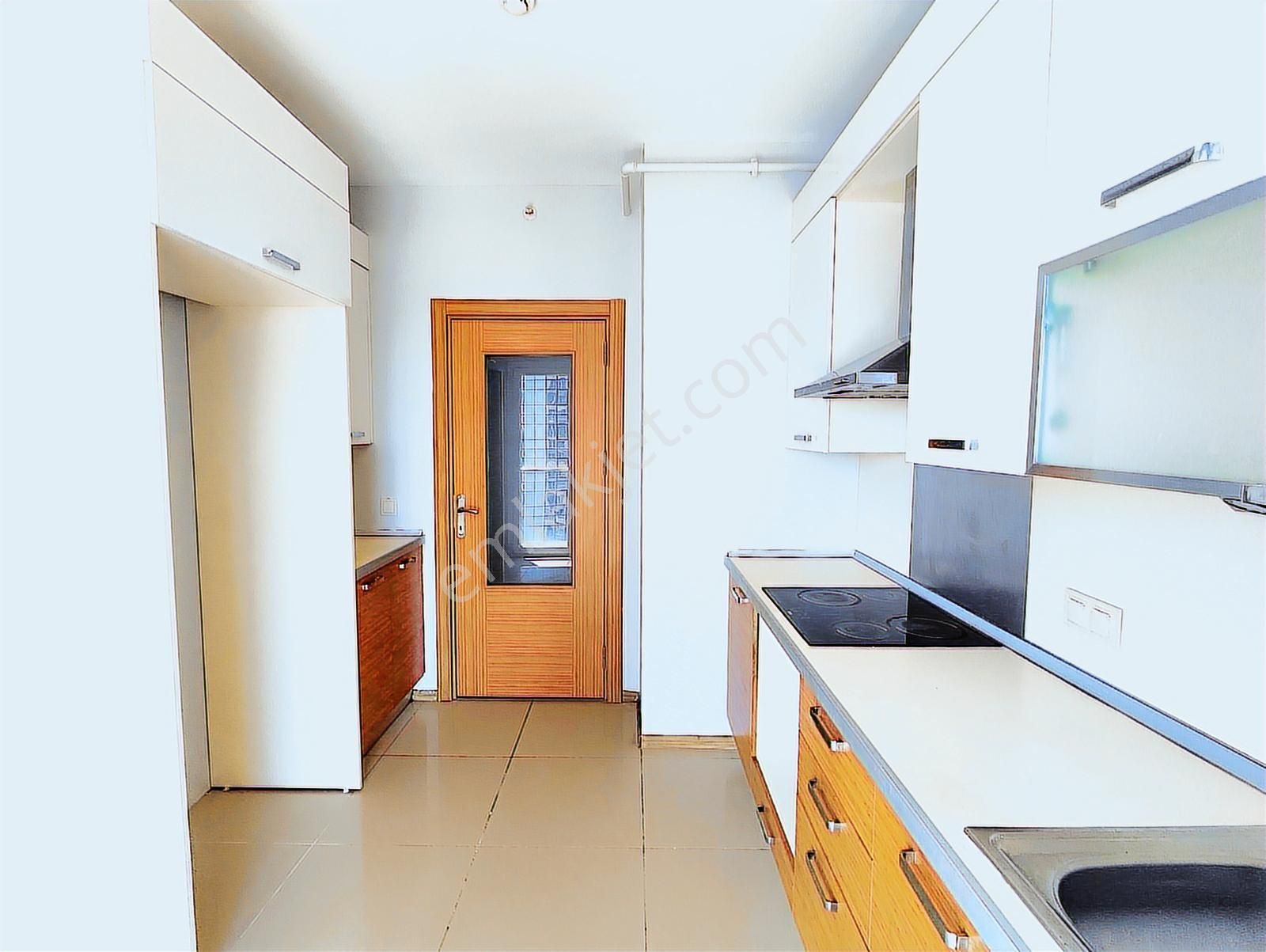 Metrobüse Komşu Kristal Şehir Satılık 3+1 Daire - Görsel 10