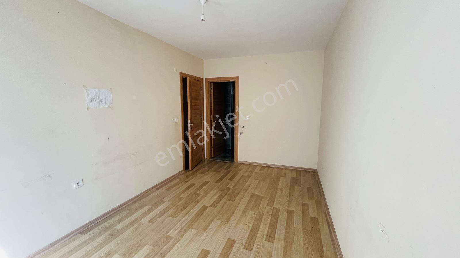 Yaşam Vadisine Cephe Satılık 3+1 Geniş Daire