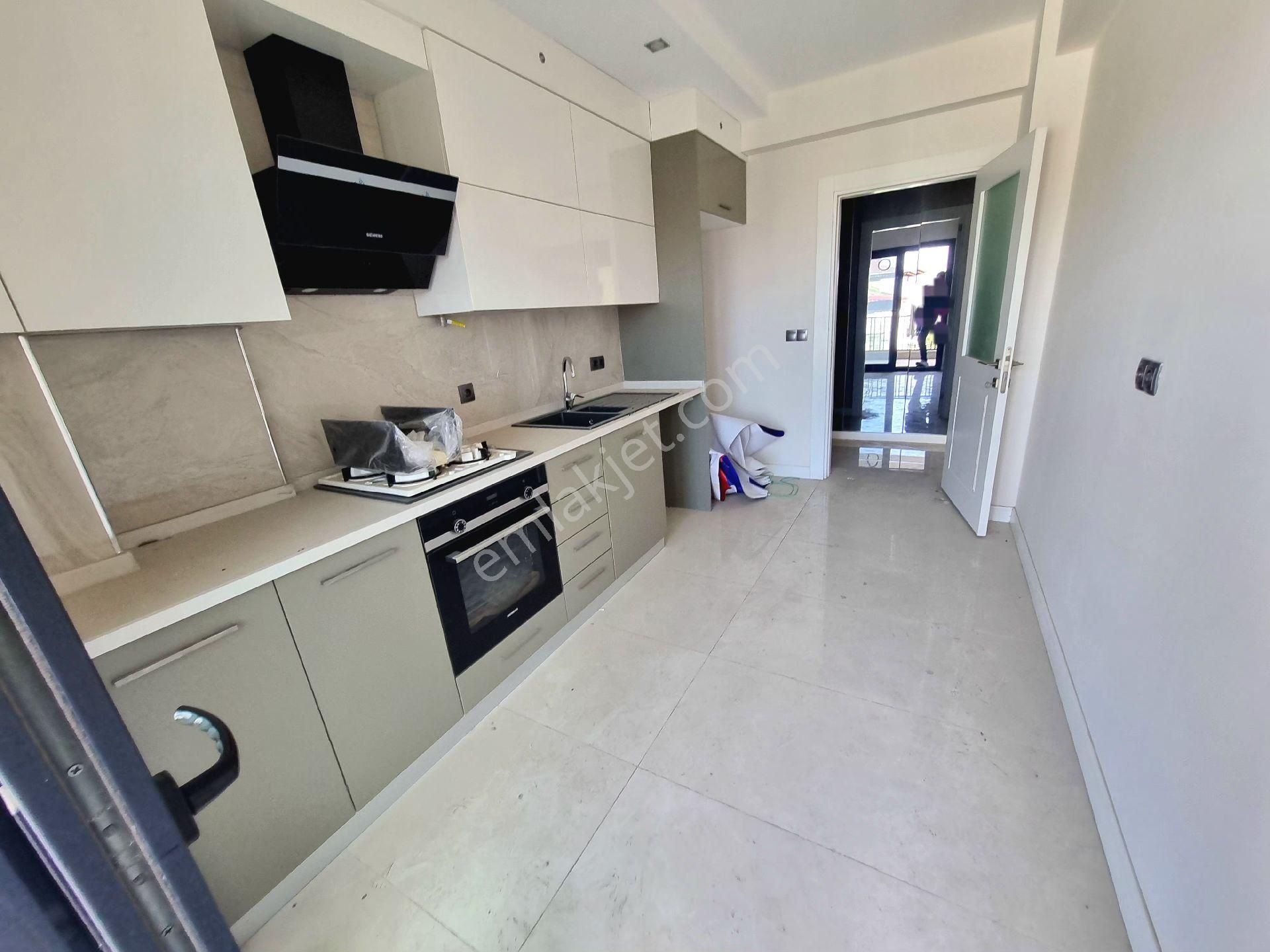 Bağbaşı Parkı Ve Teleferik Yakını 3+1 Asansörlü Daireler