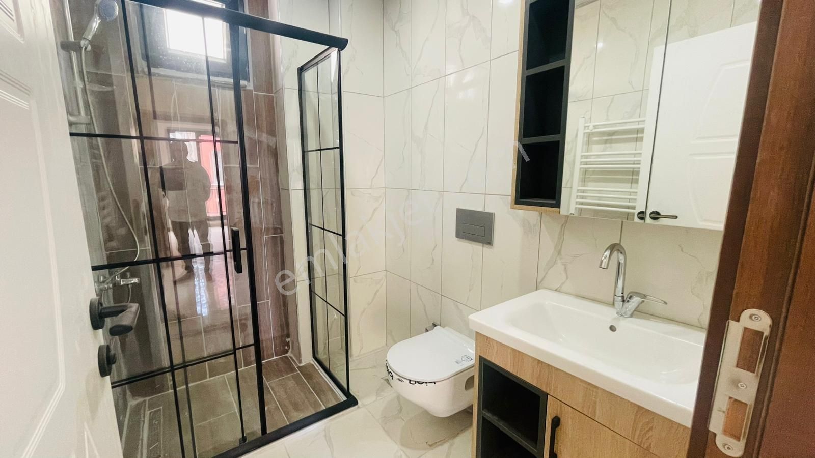 Büyükçekmece Kültürpark Yanı Göl Manzaralı 2+1 Satılık Daire - Görsel 2