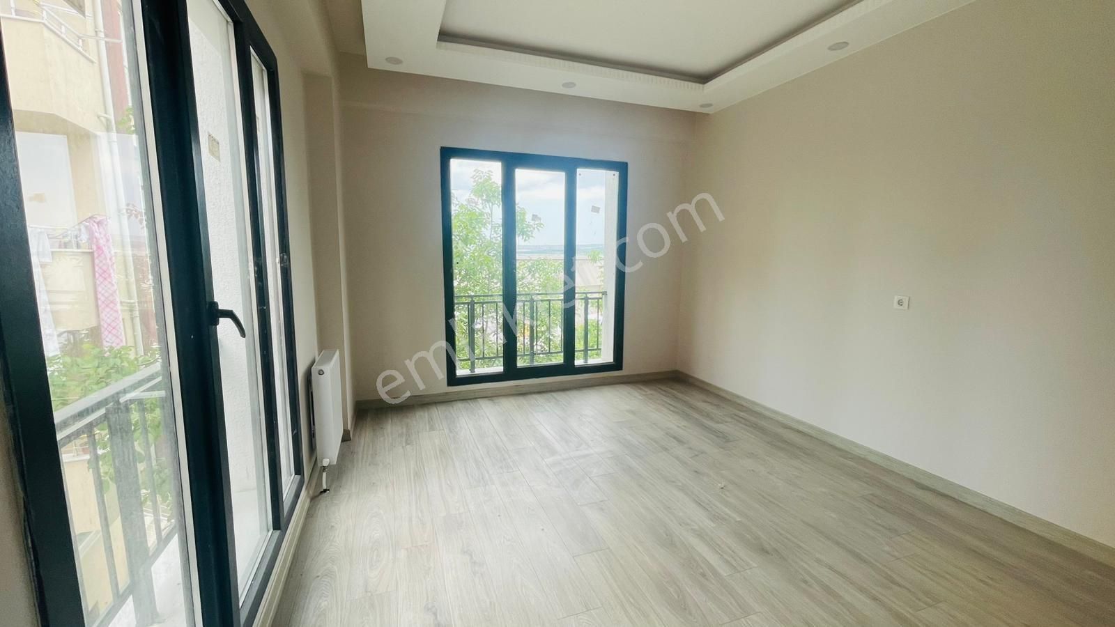 Büyükçekmece Kültürpark Yanı Göl Manzaralı 2+1 Satılık Daire - Görsel 8