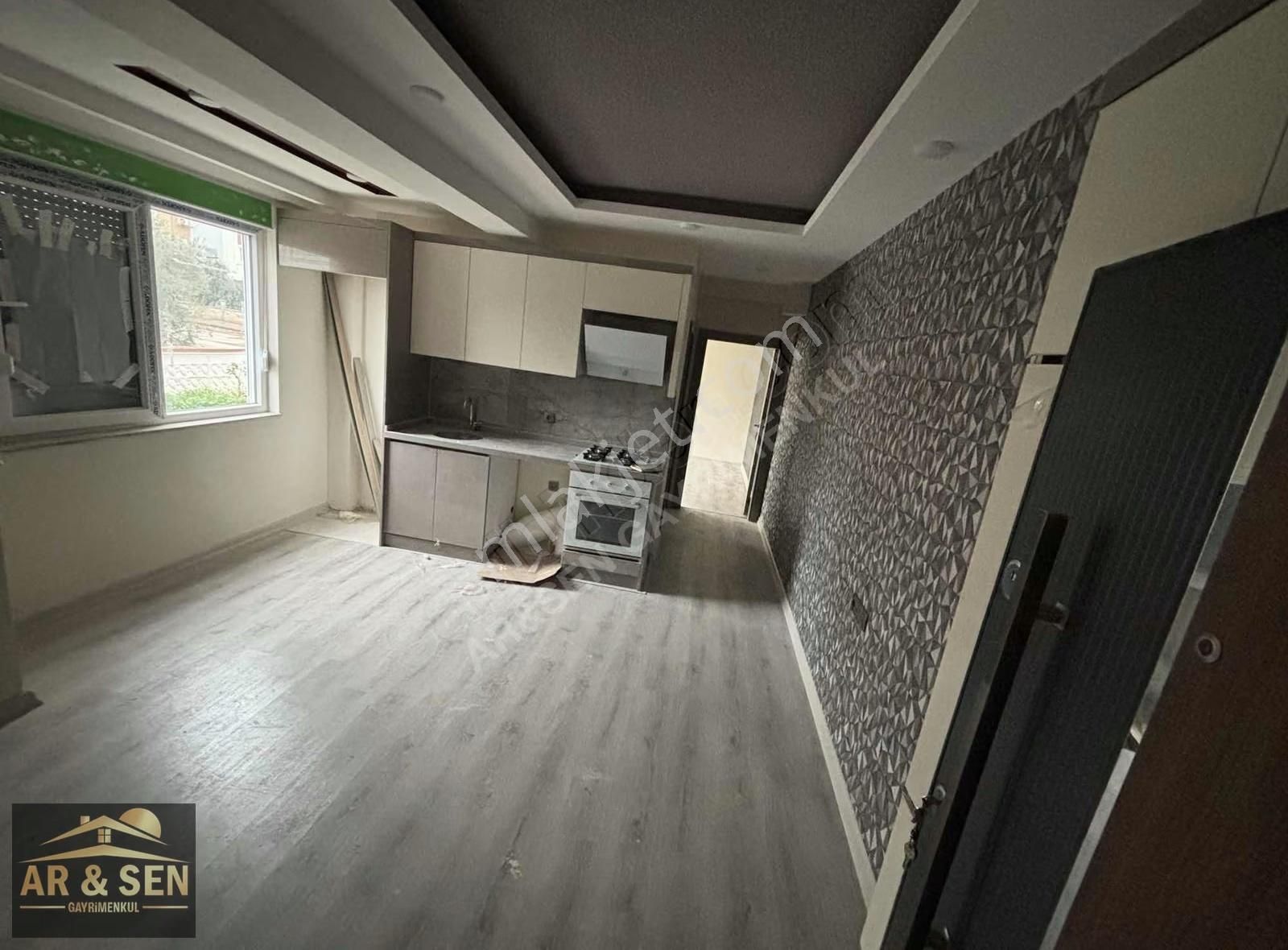 Kepez Gazi Mah 1+1 Yüksek Giriş Daire