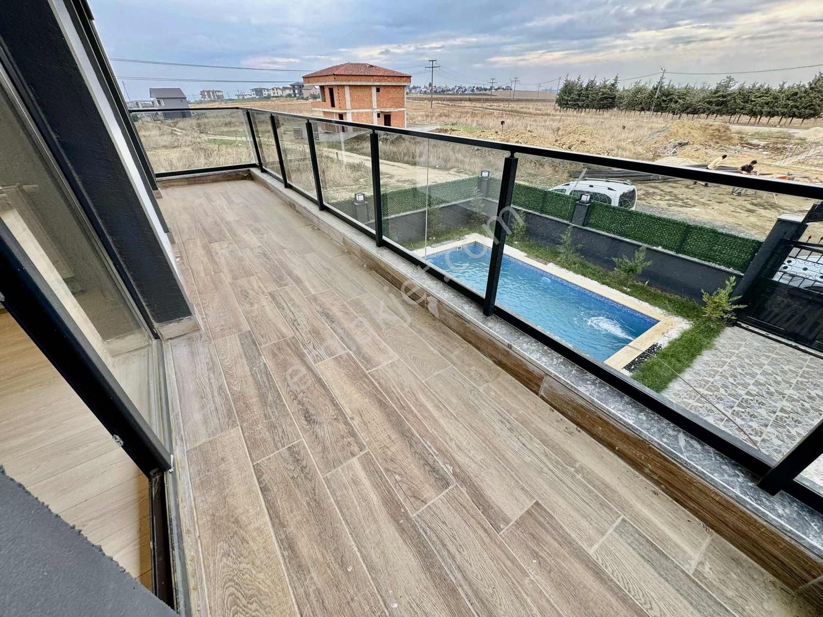 Gümüşyaka Da Deniz Manzaralı Satılık Vılla - Görsel 15