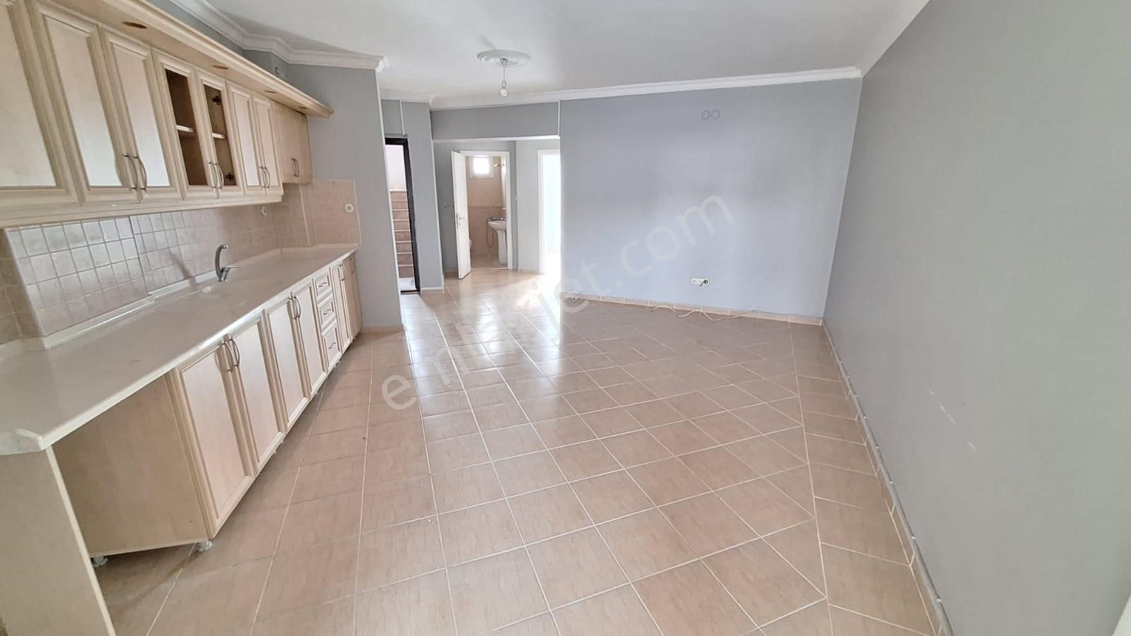 Didim Efeler Mahallesi'nde Güvenlikli Site İçerisinde Havuzlu 2+1 Açık Mutfaklı Satılık Daire - Görsel 8