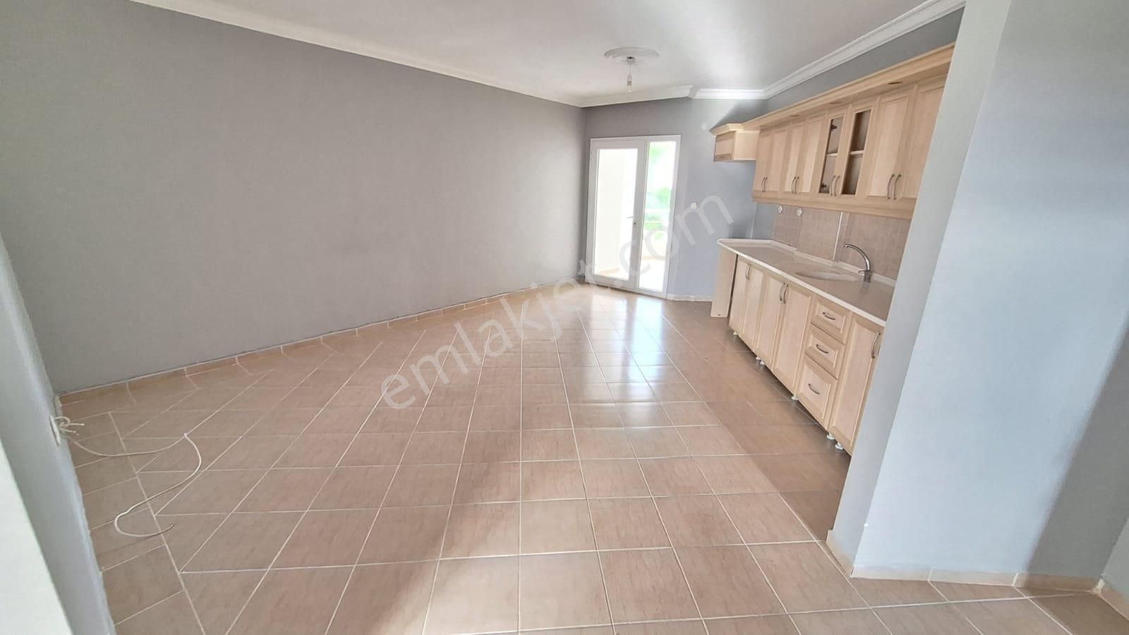Didim Efeler Mahallesi'nde Güvenlikli Site İçerisinde Havuzlu 2+1 Açık Mutfaklı Satılık Daire - Görsel 6